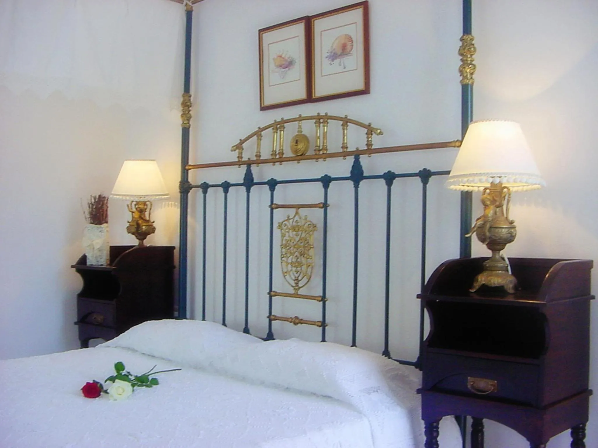 Bed in Porto Scoutari Romantic Hotel