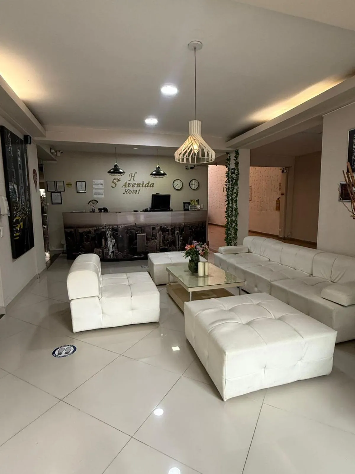 Lobby or reception in Hotel Quinta Avenida