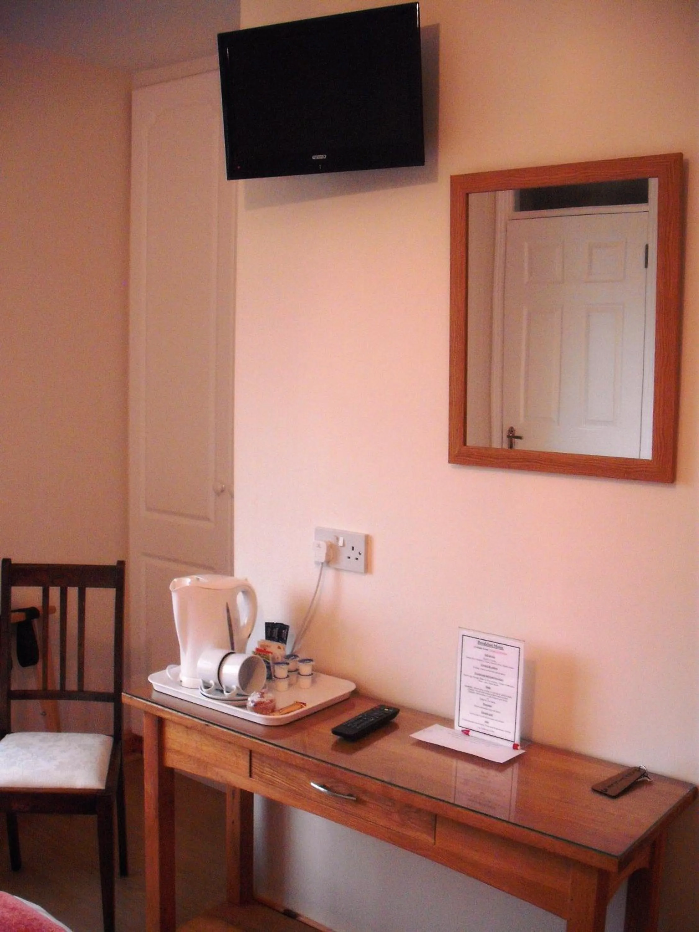 Bedroom in Maryville Bed and Breakfast