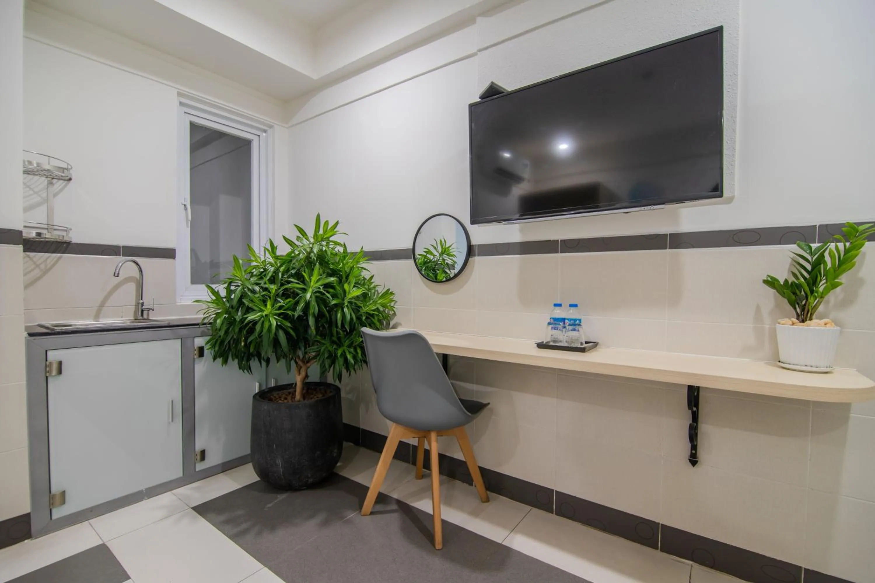 Bin Bin Hotel 5 - Near Lotte Mart D7