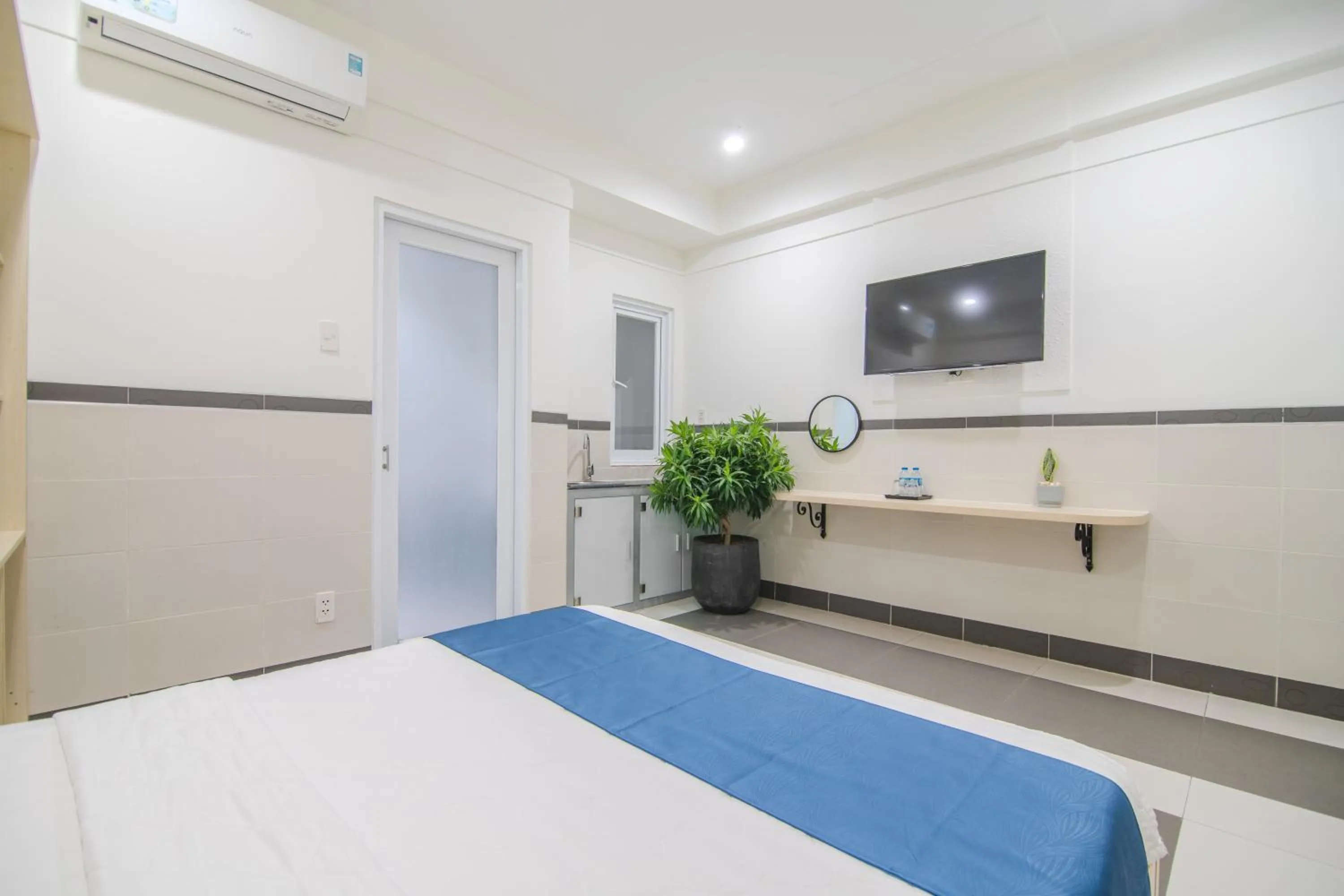 Bed in Bin Bin Hotel 5 - Near Lotte Mart D7