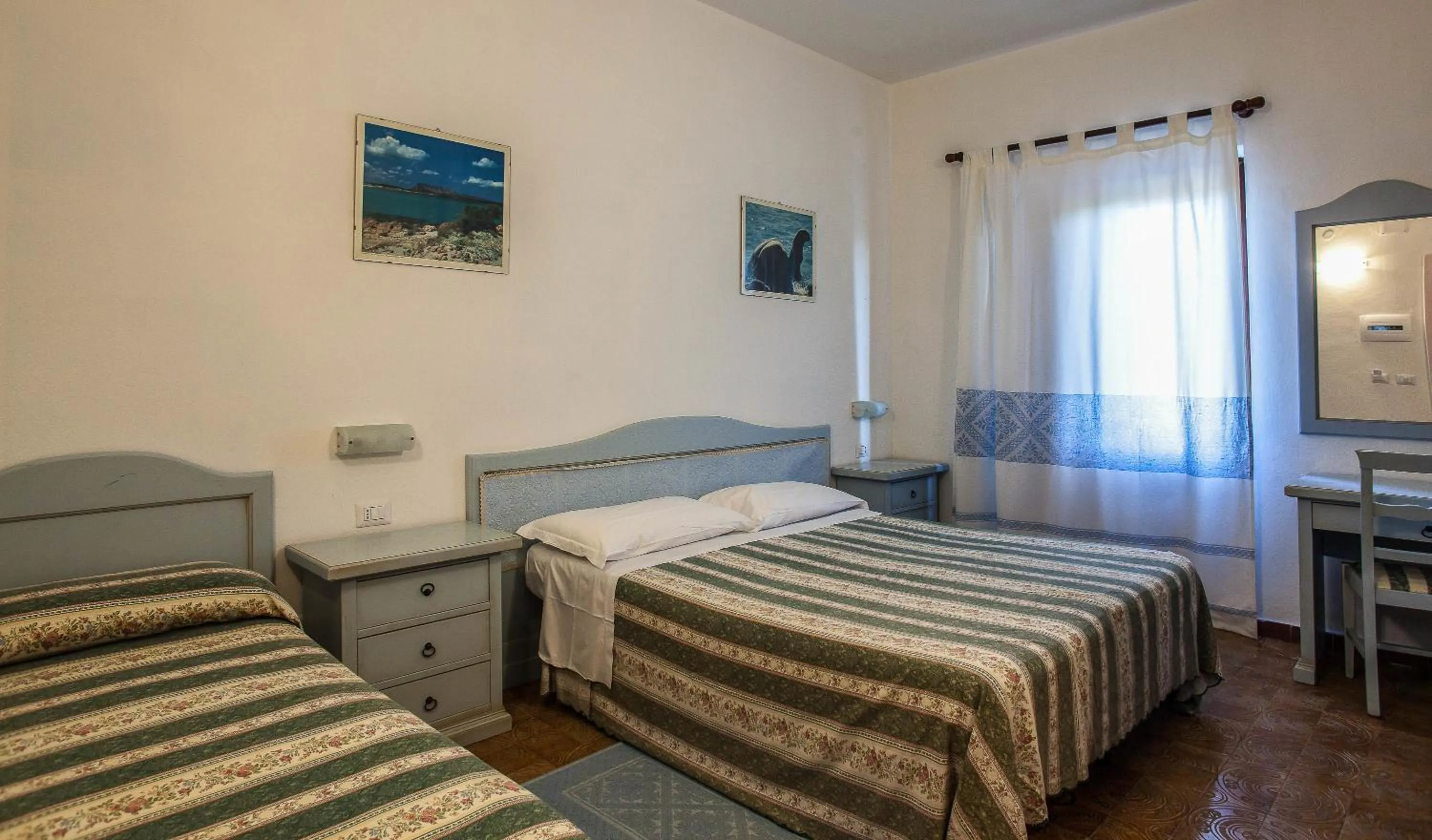 Bedroom, Bed in Hotel Sandalyon