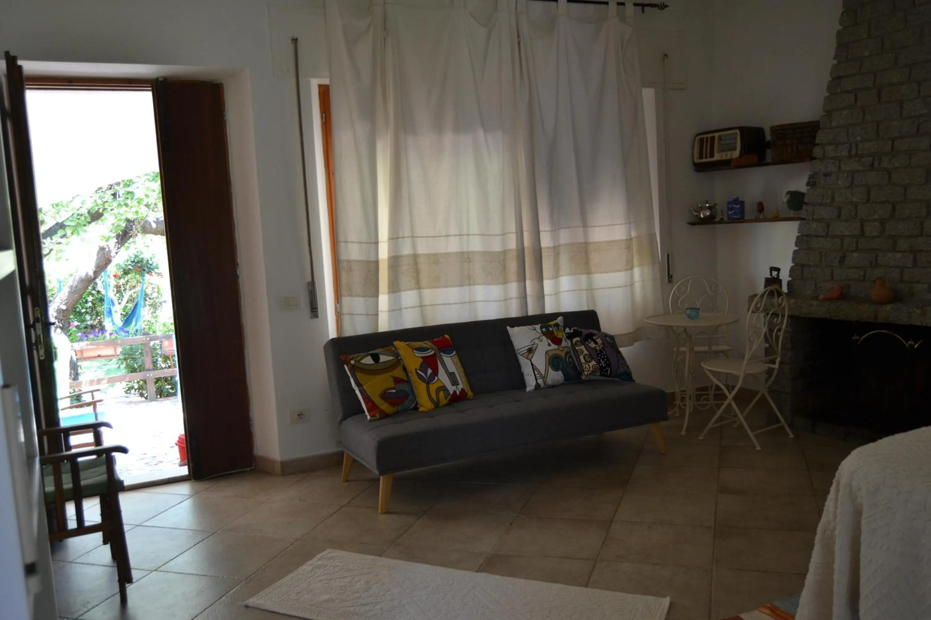 Seating area in Hotel Sandalyon