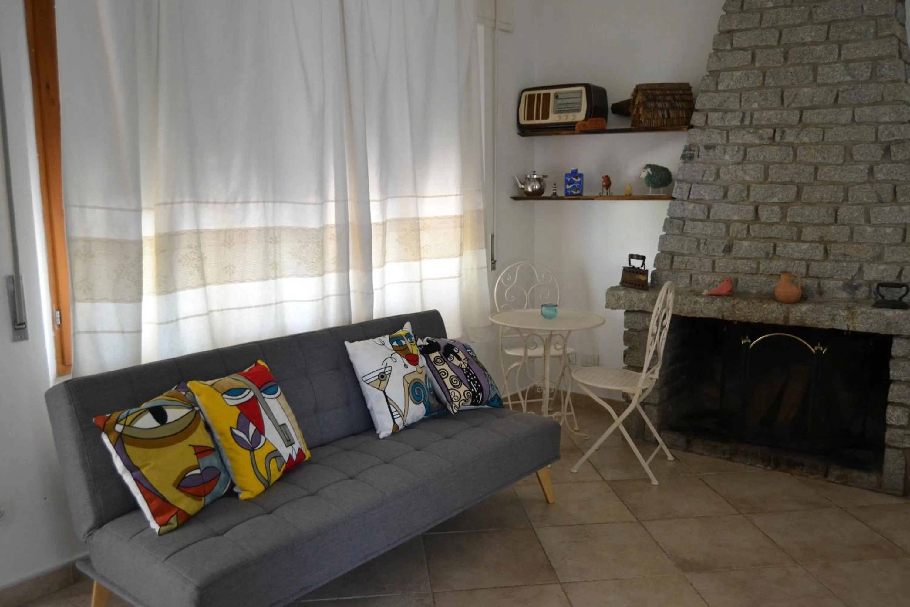 Seating area in Hotel Sandalyon