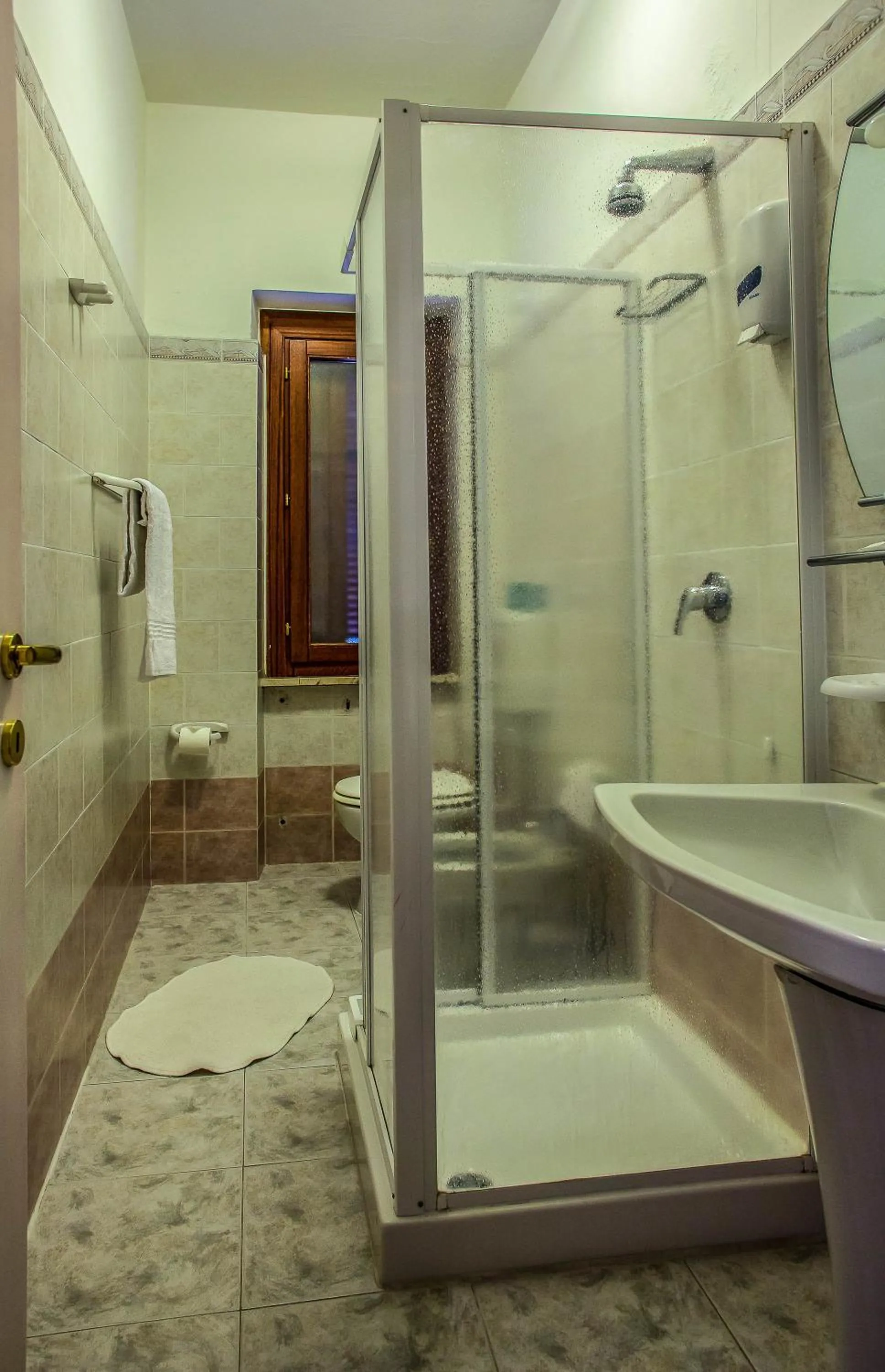 Bathroom in Hotel Sandalyon