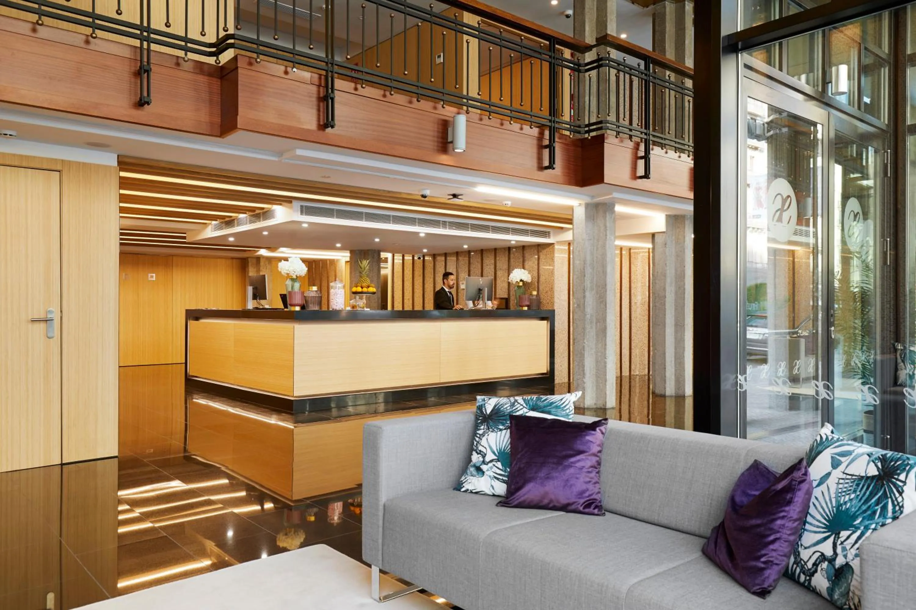 Lobby or reception in Exe Plaza Catalunya