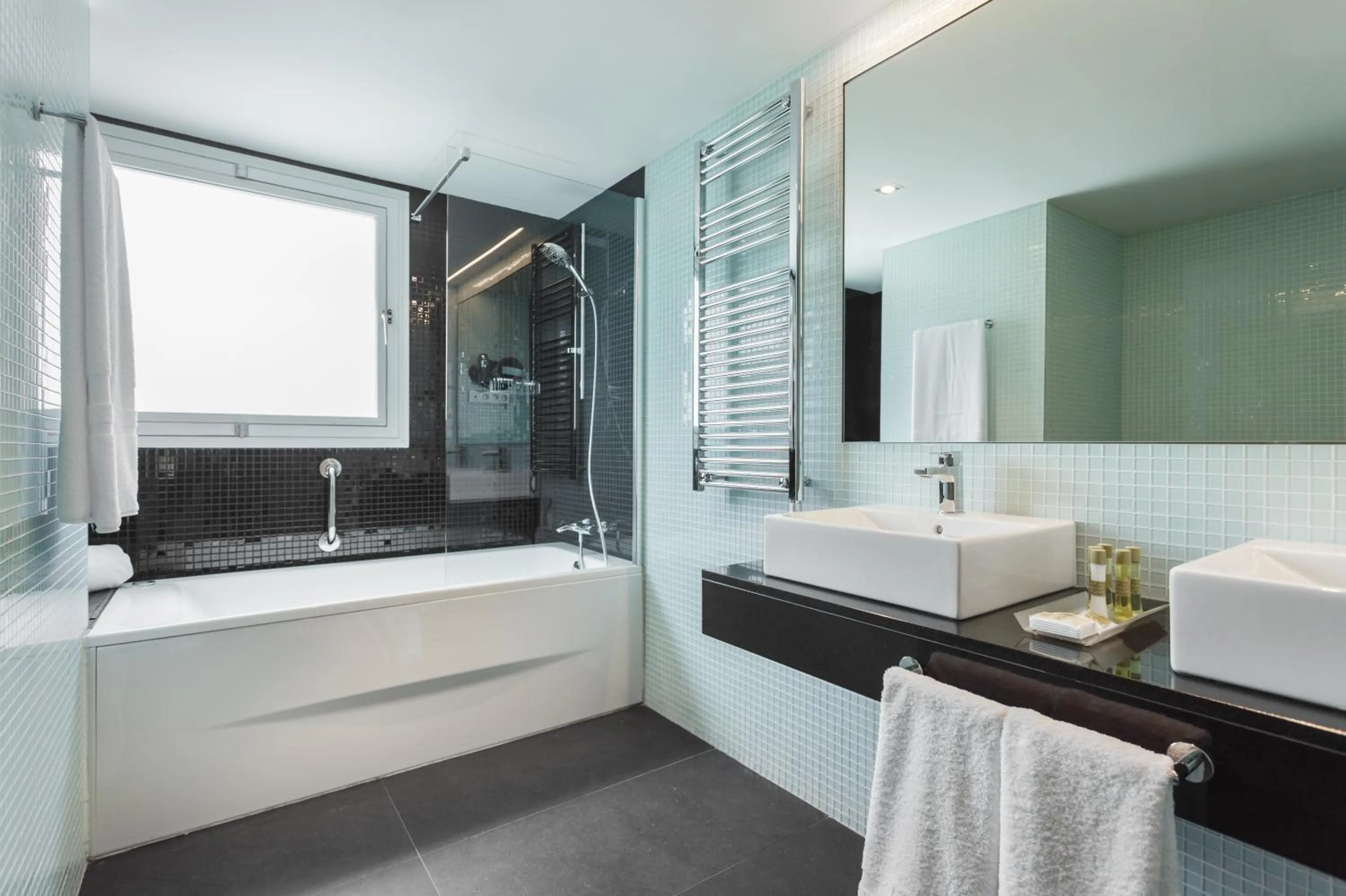 Toilet in Exe Plaza Catalunya