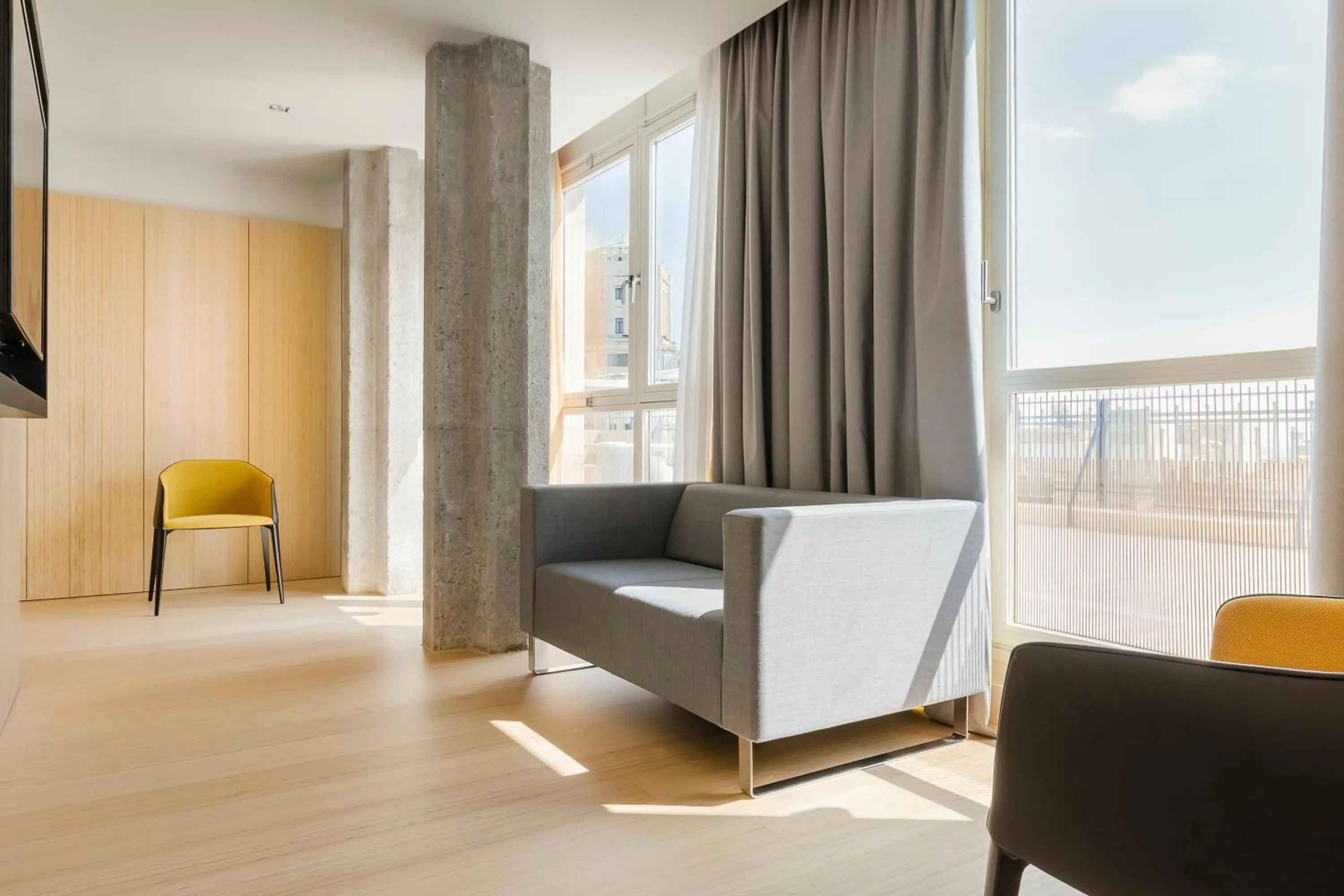 Seating area in Exe Plaza Catalunya