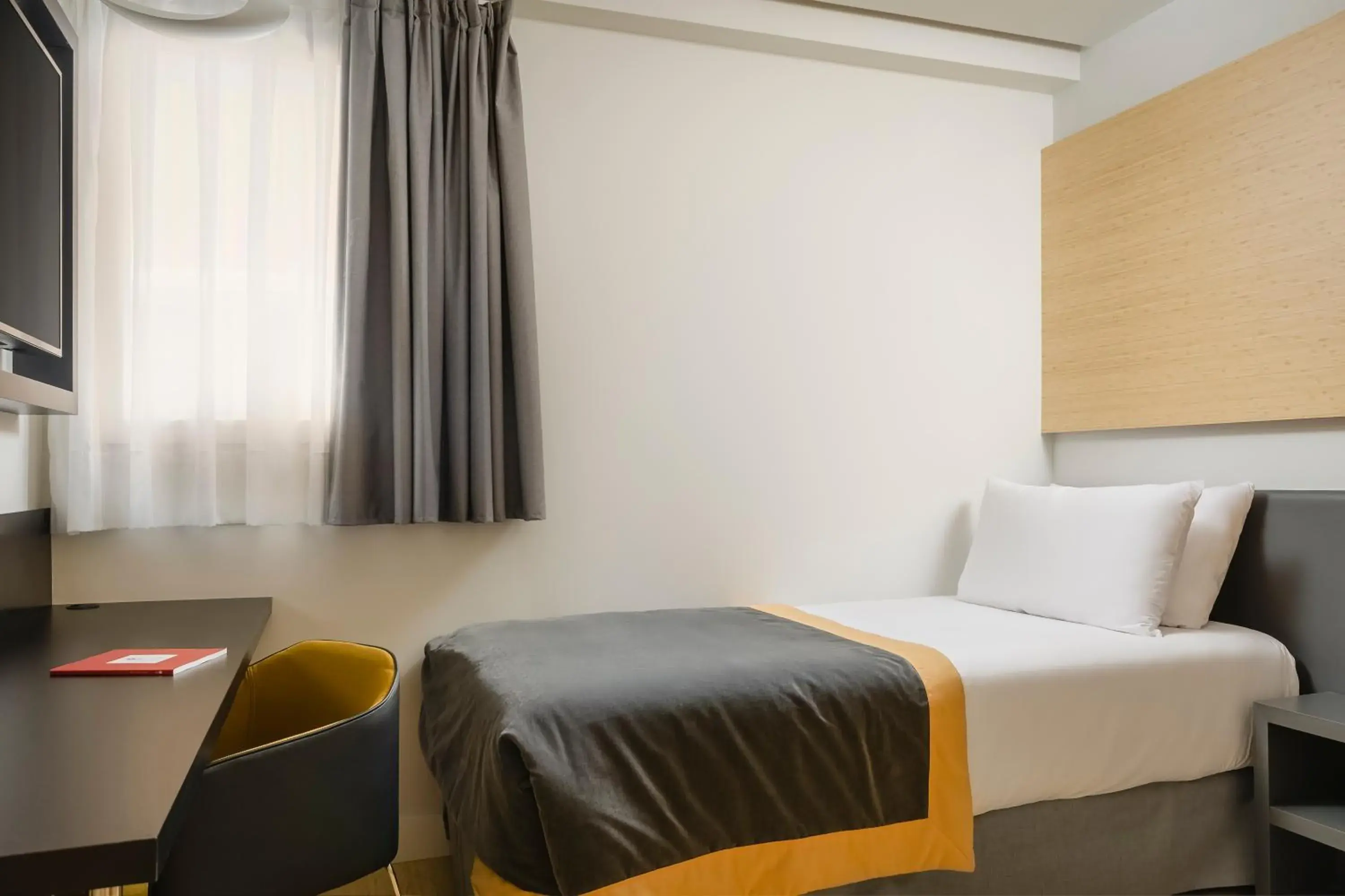 Single Room in Exe Plaza Catalunya Single Room in Exe Plaza Catalunya