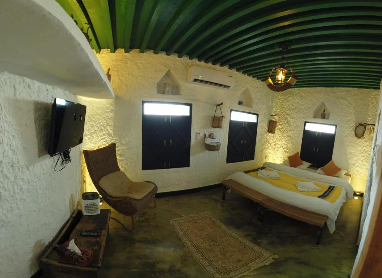 Seating area, Bed in SAMA Wakan Heritage Homes