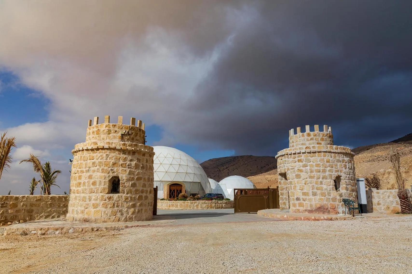 Petra Bubble Luxotel