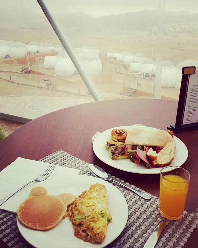 Breakfast in Petra Bubble Luxotel