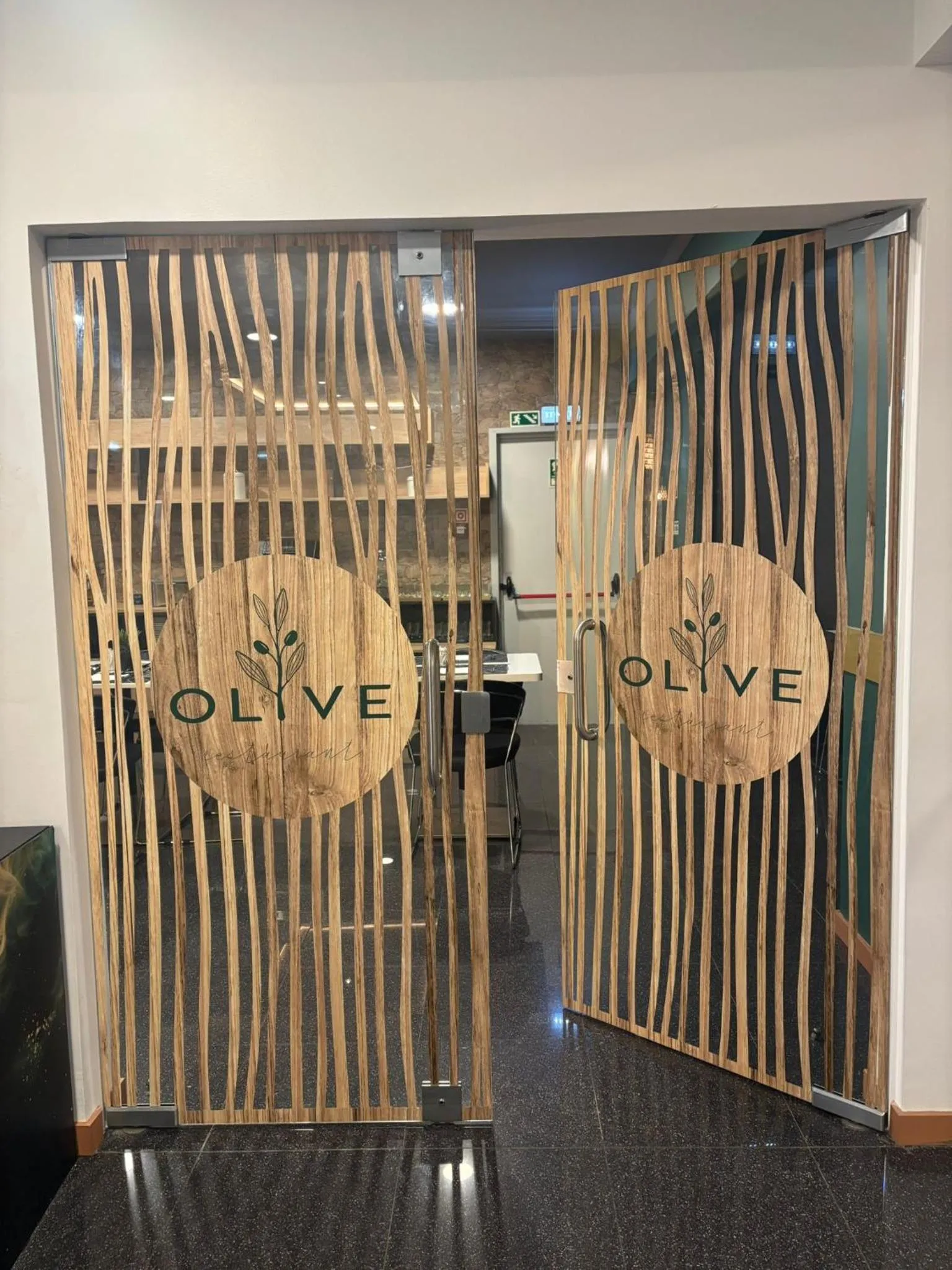 Restaurant/places to eat in BE ONE HOTEL Caldas da Rainha - by MHMB Hospitality