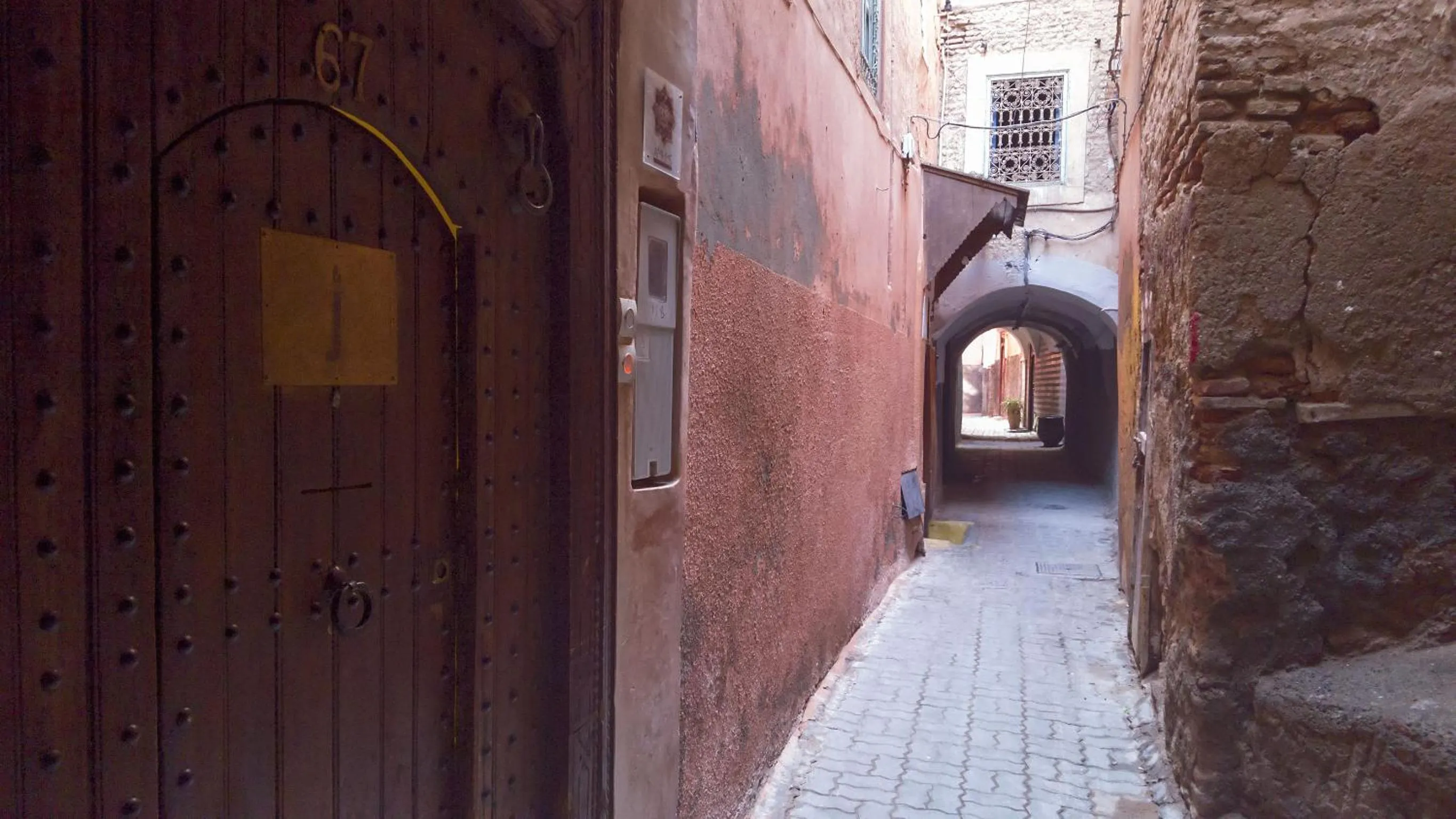 Property building in Riad Le J