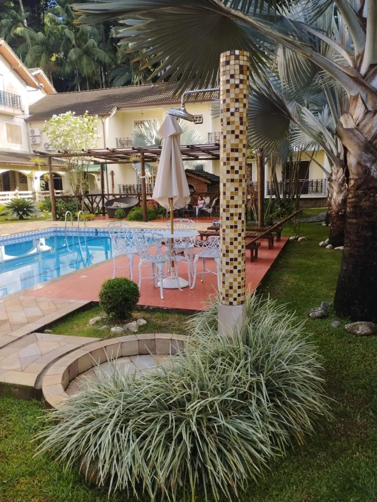 Swimming pool in Hotel Rio Penedo