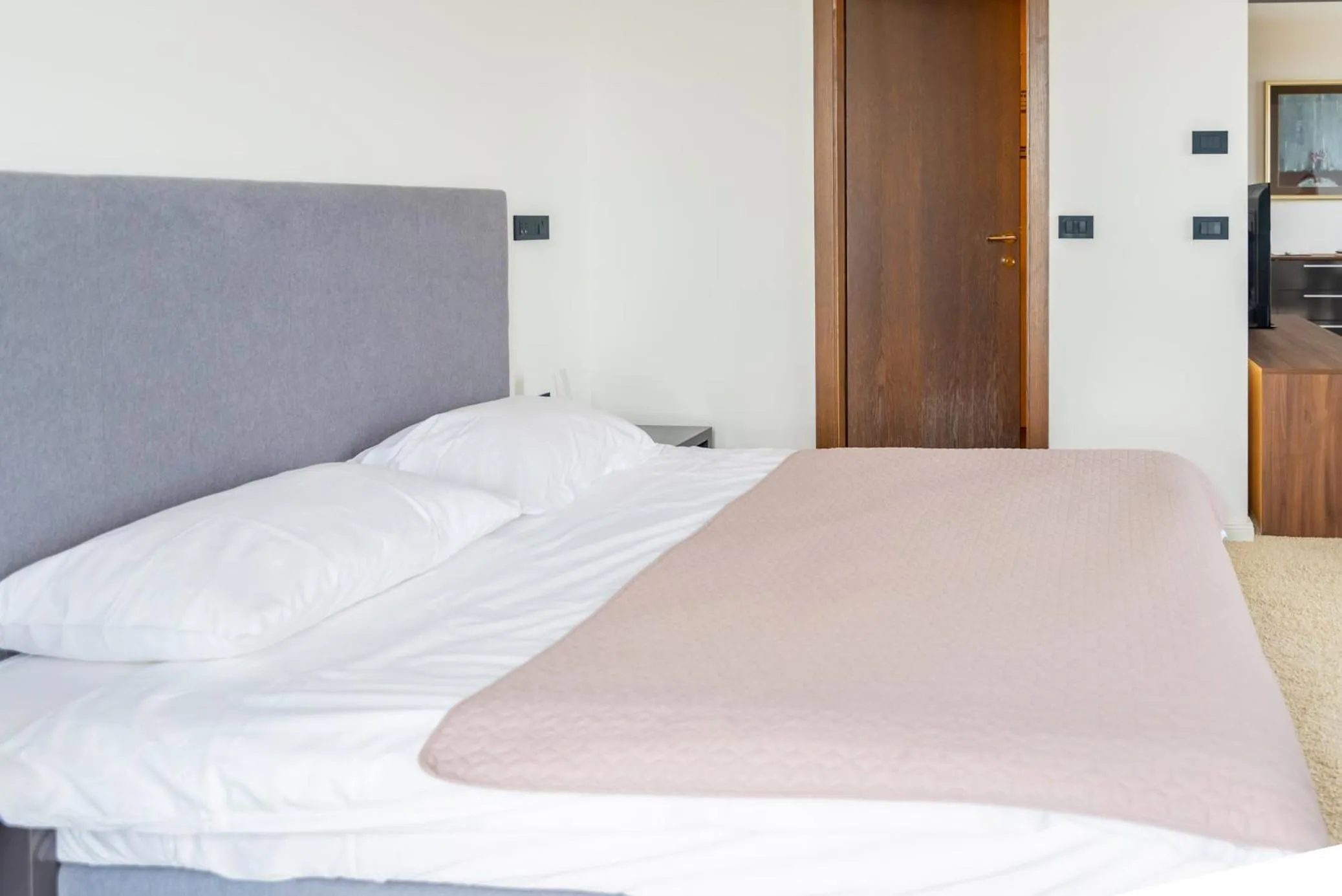 Bed in Hotel Park Superior 3*