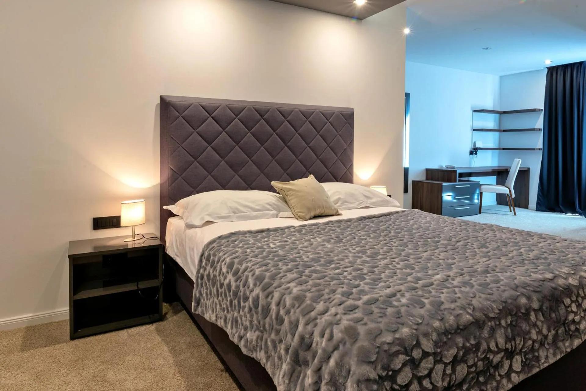 Bed in Hotel Park Superior 3*