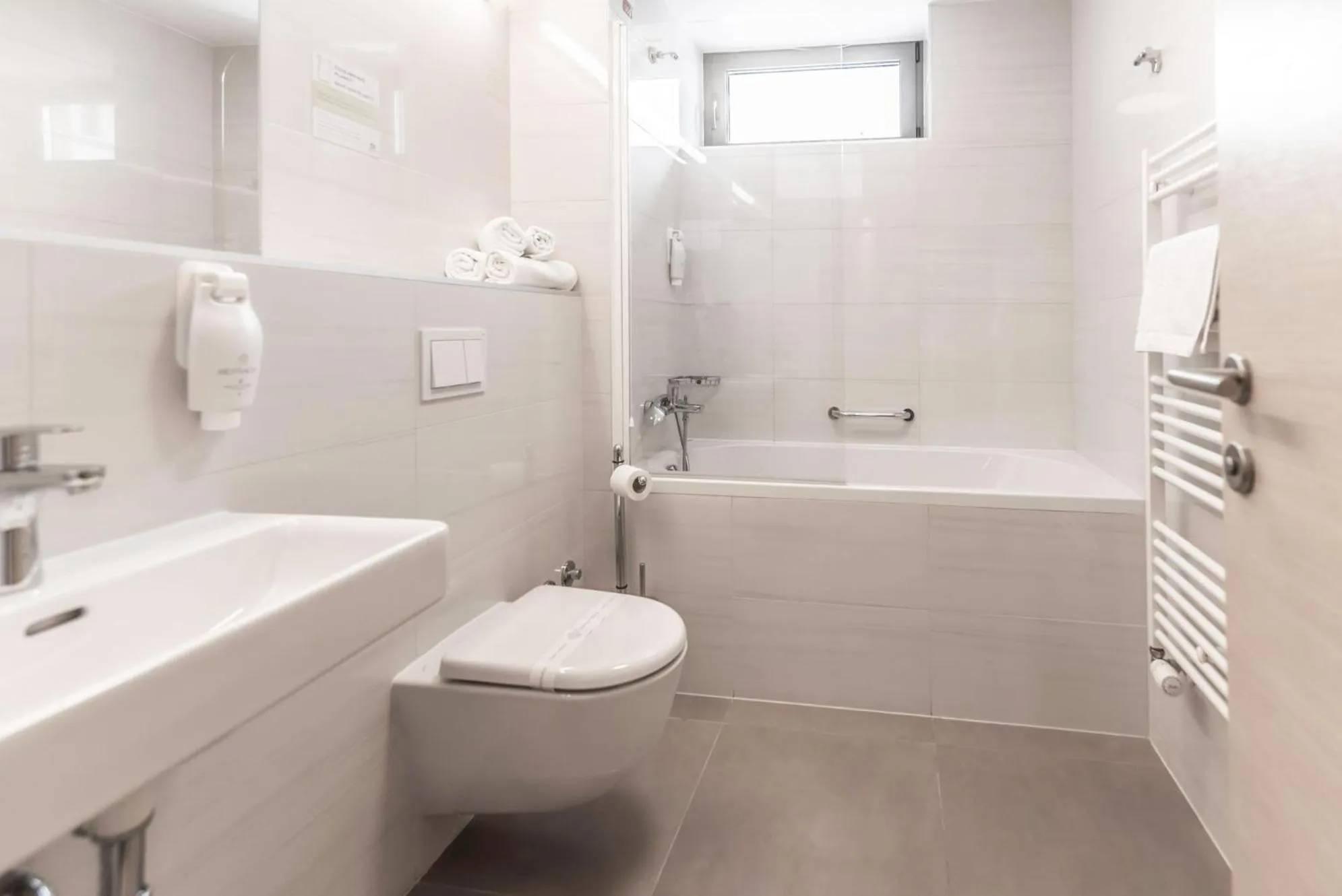 Bathroom in Hotel Park Superior 3*