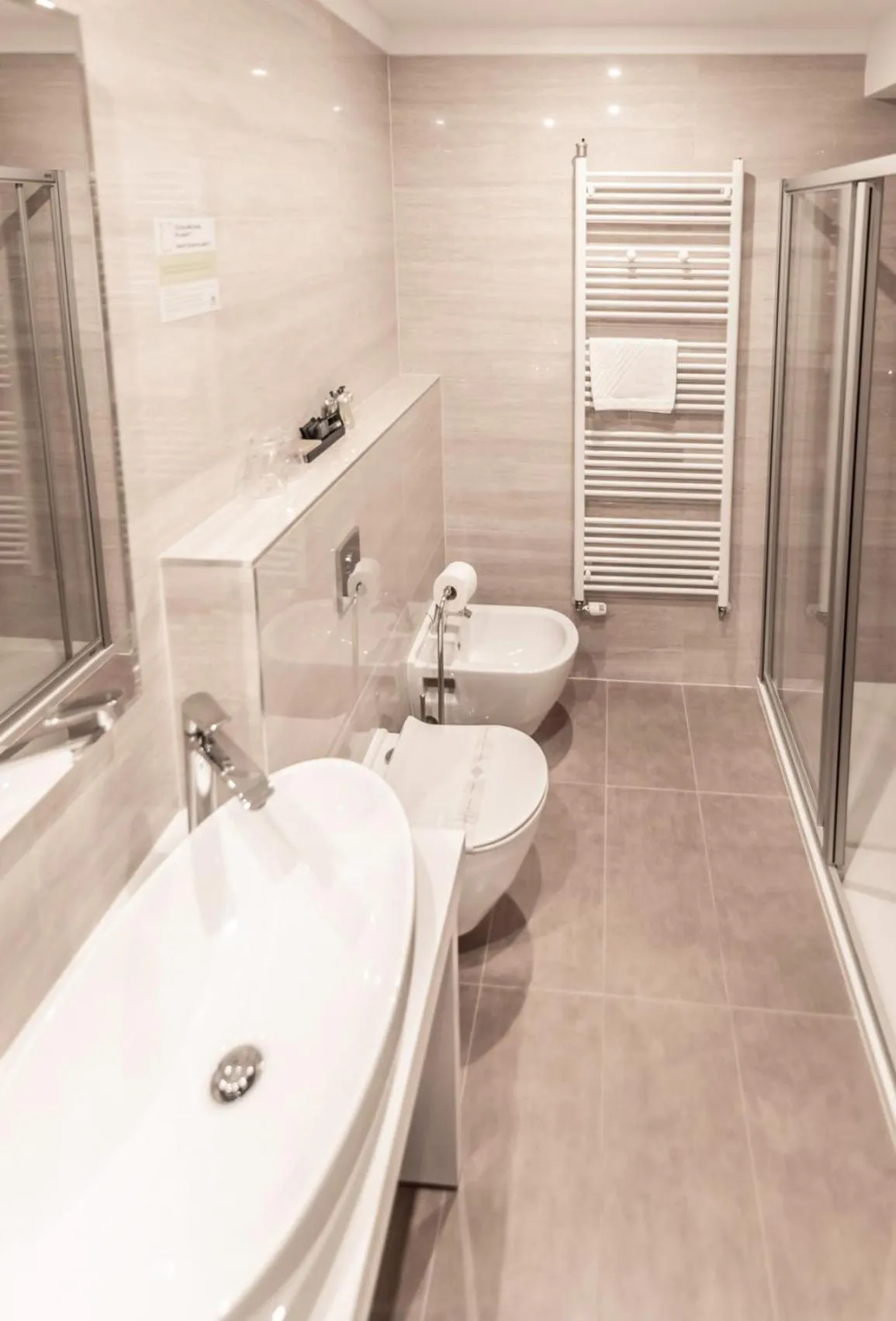 Bathroom in Hotel Park Superior 3*