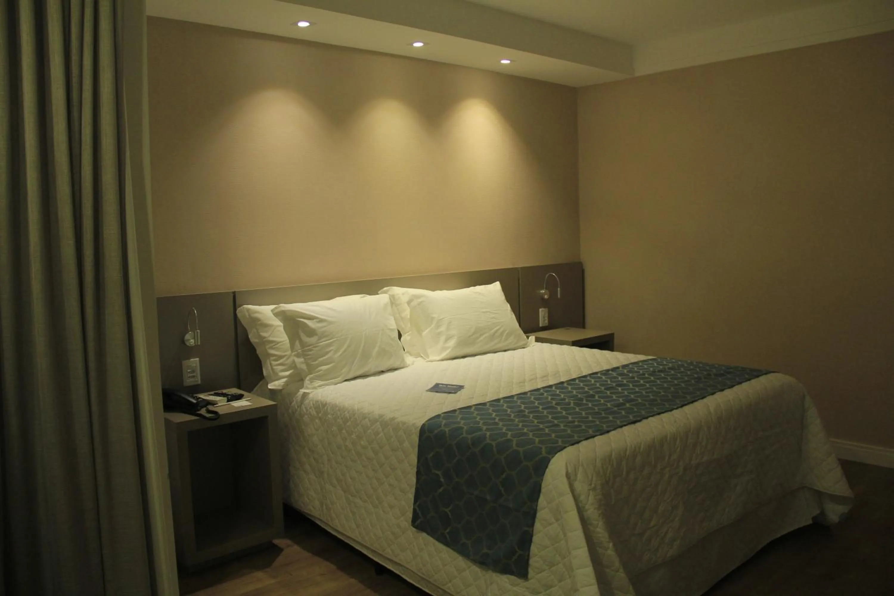 Bed in Blue Open Hotel