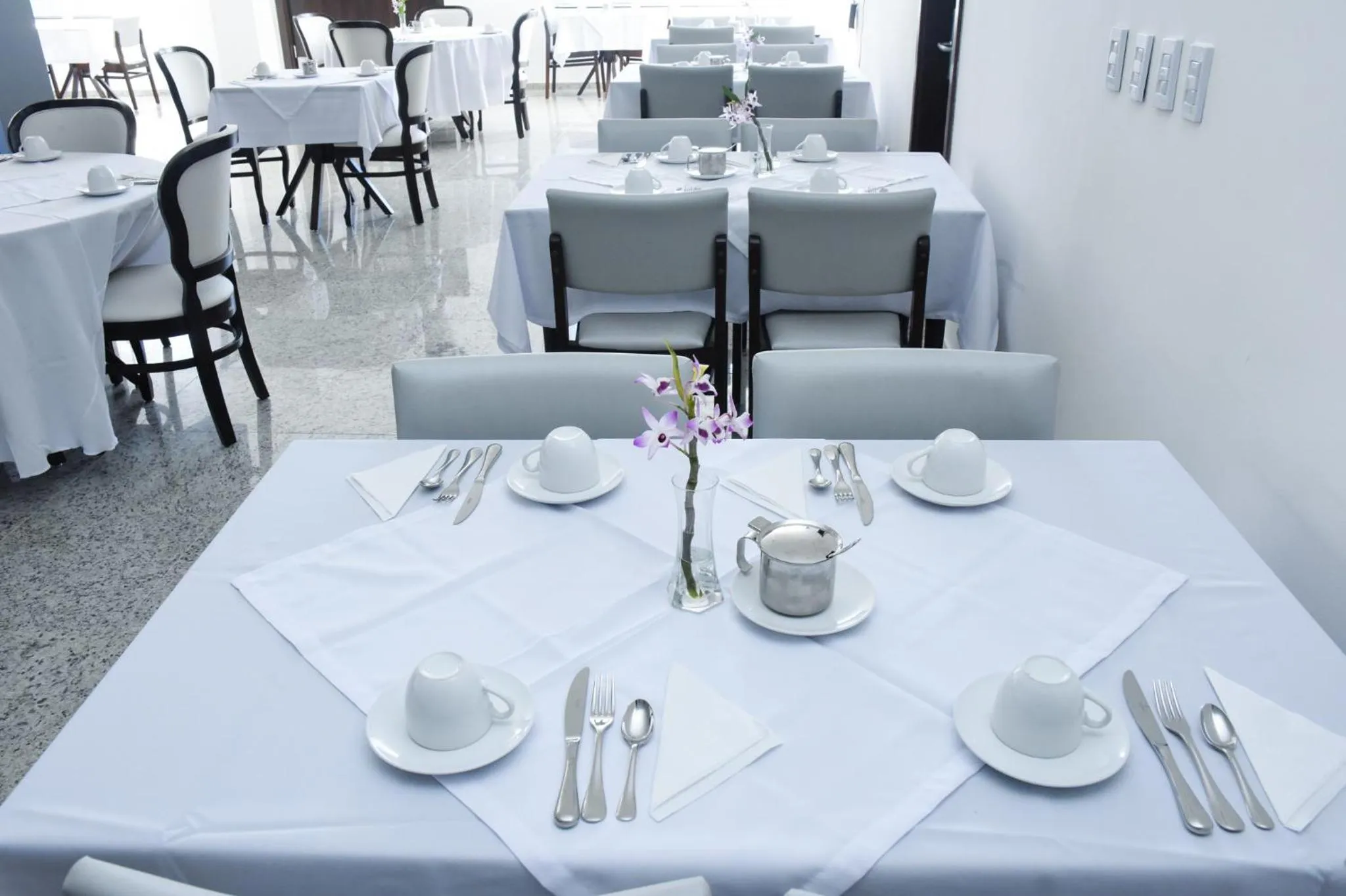 Breakfast in Blue Open Hotel