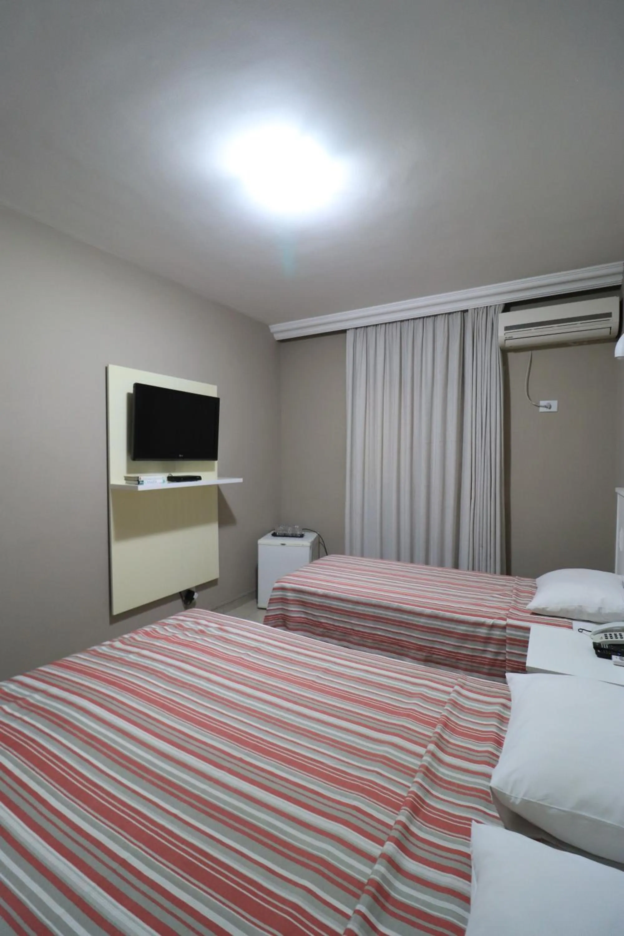 Bed in Mariano Palace Hotel