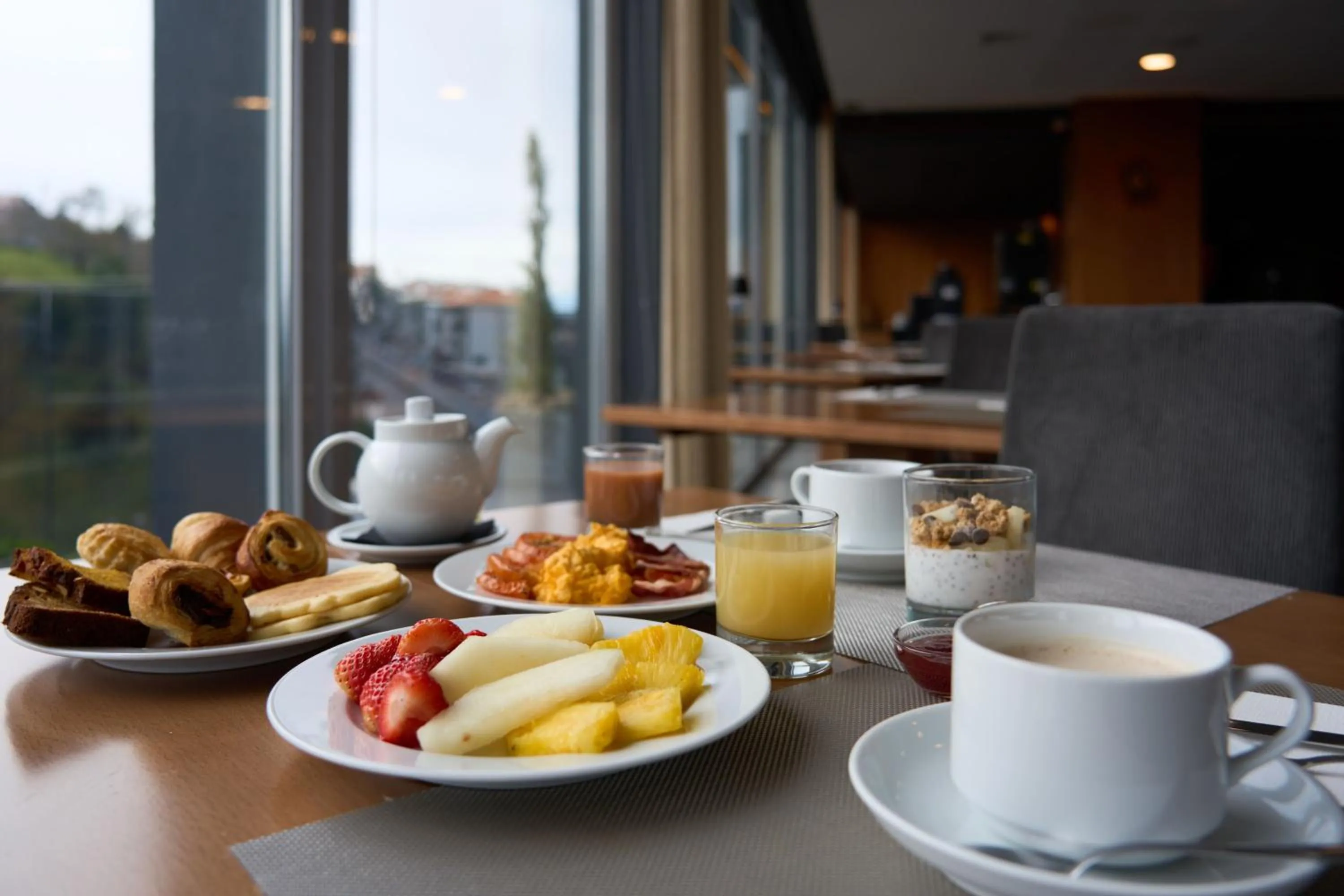 Breakfast in Hotel Versatile