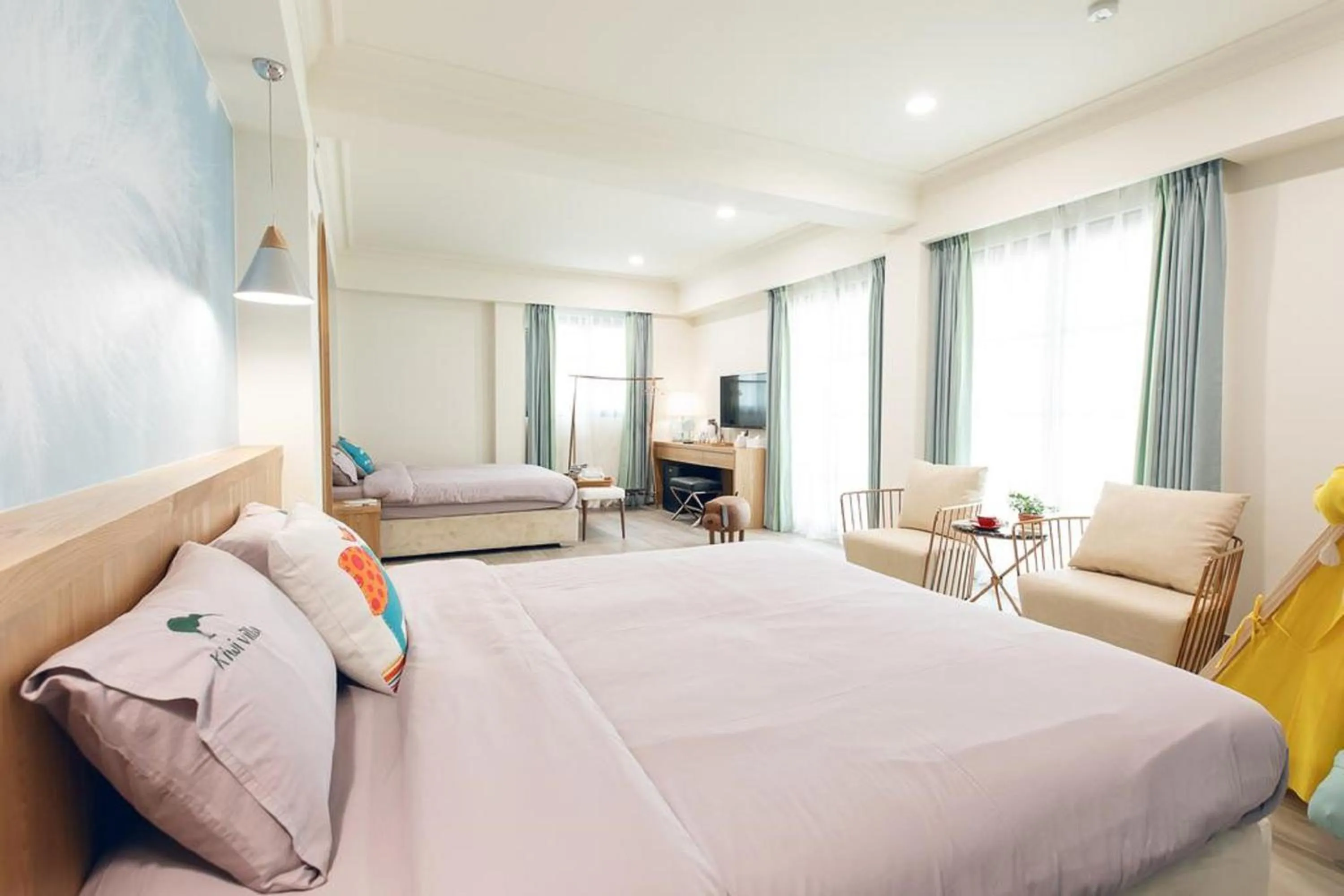 Decorative detail, Bed in Kiwi Villa