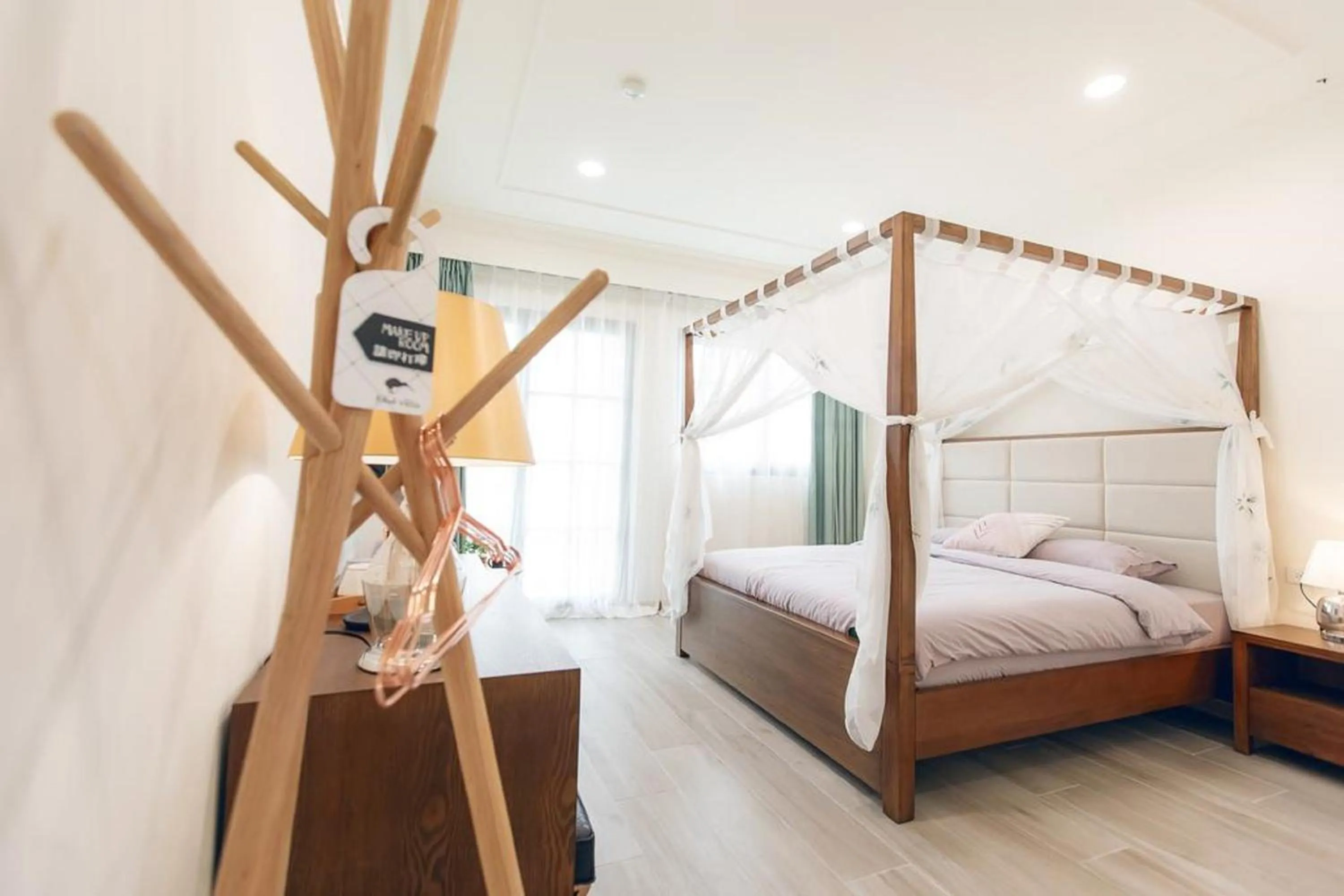 Decorative detail, Bed in Kiwi Villa