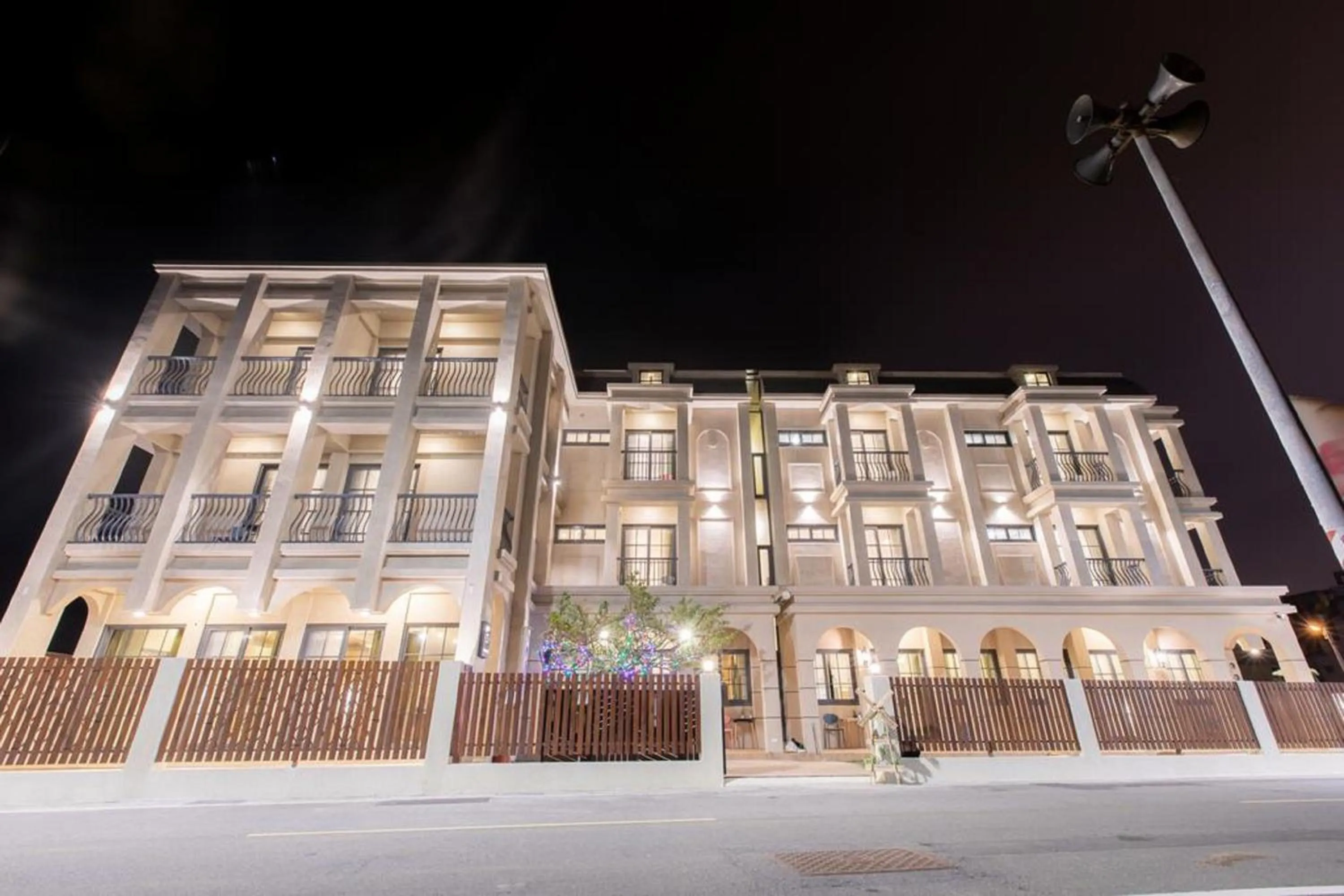 Decorative detail in Kiwi Villa