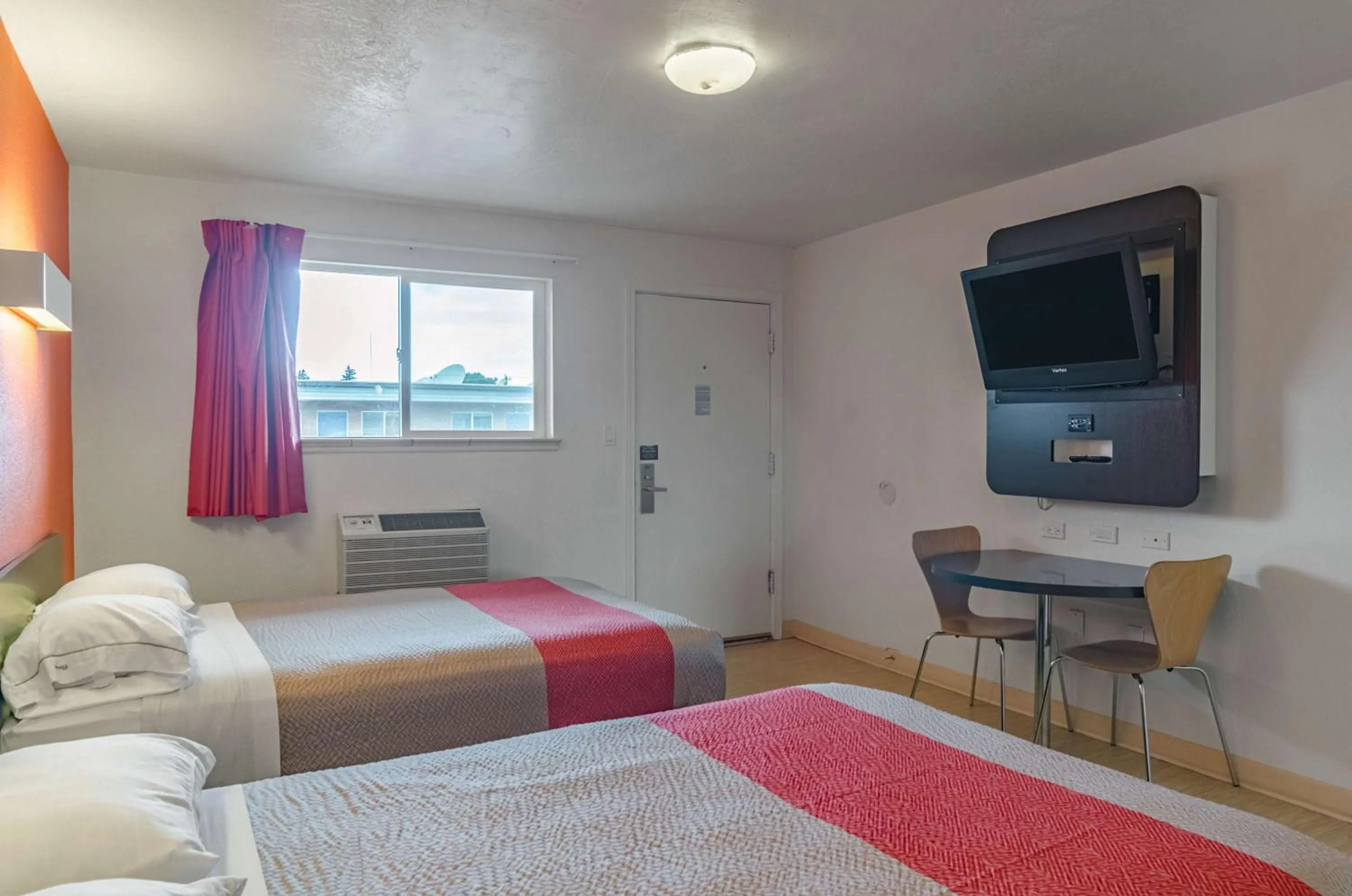 Bedroom, Bed in Motel 6 Riverton WY