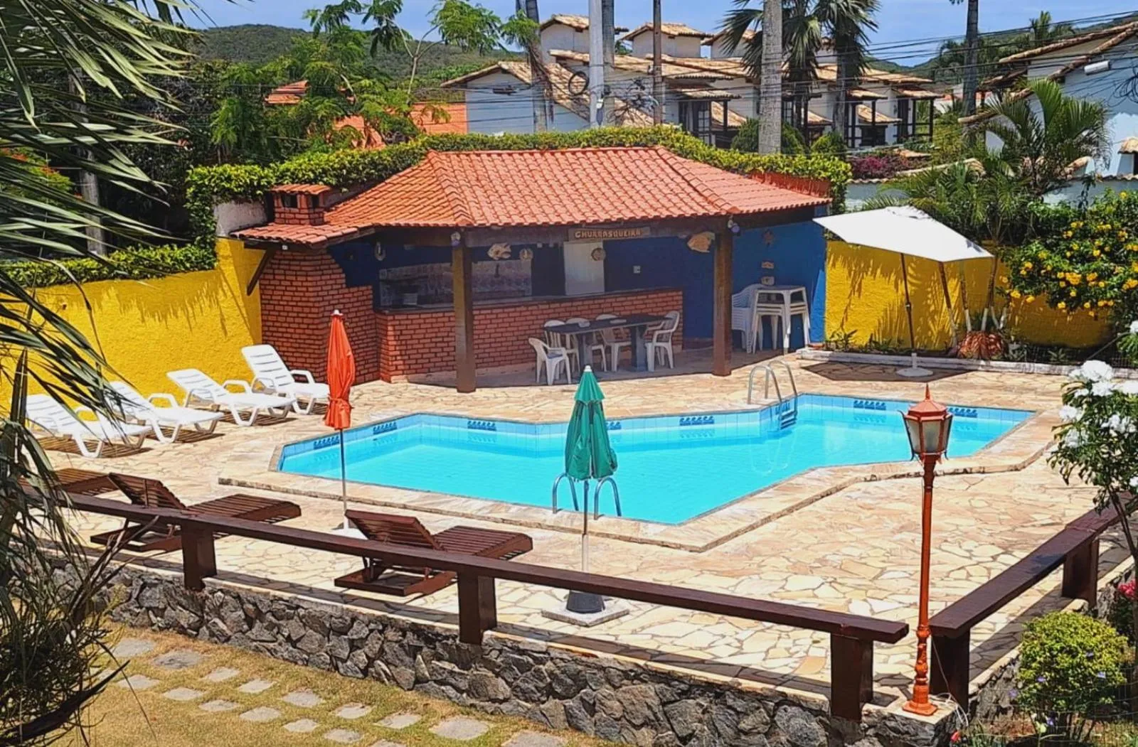 Swimming pool in Pousada Estalage