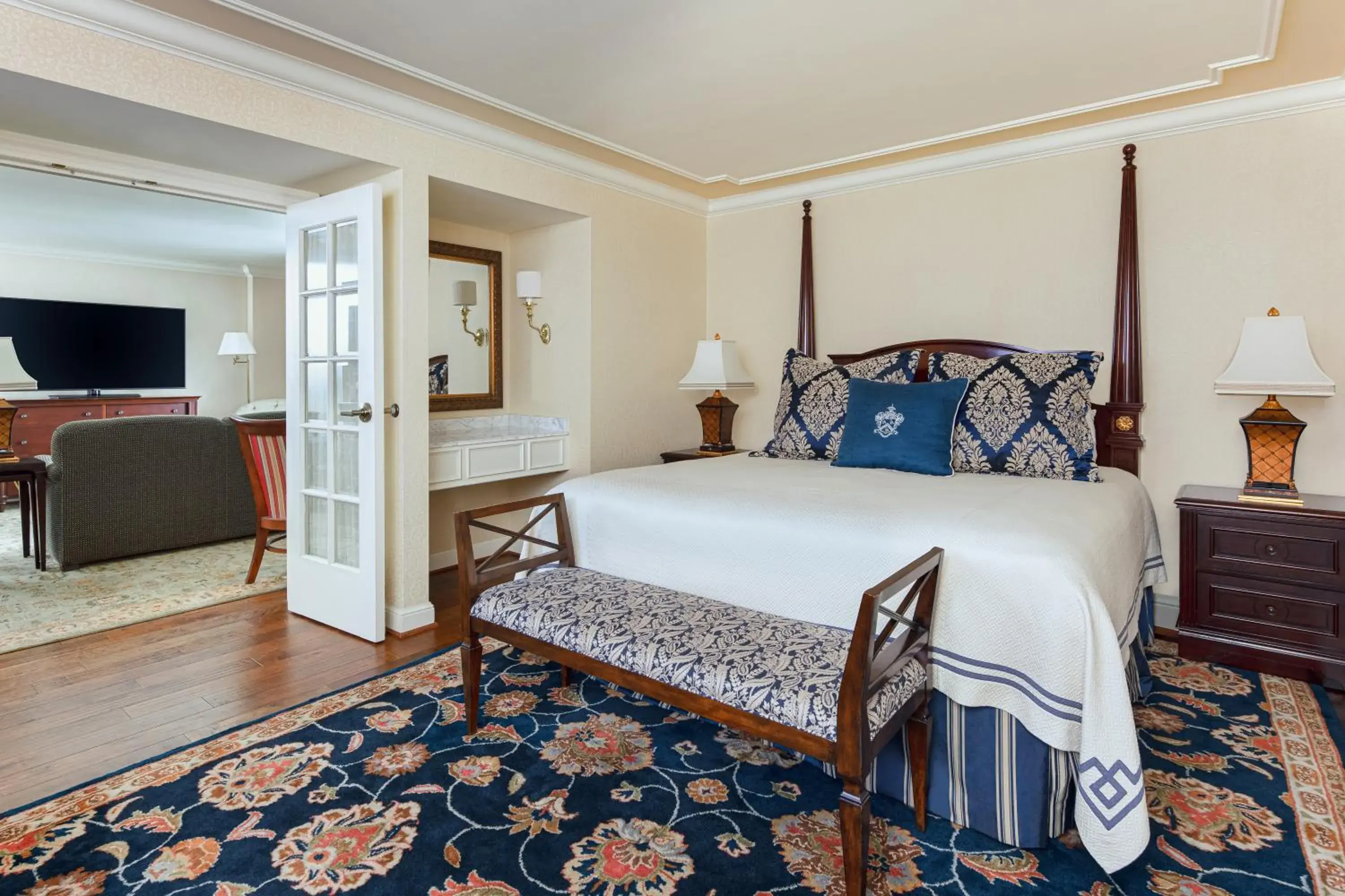 Deluxe Suite in Washington Duke Inn & Golf Club Deluxe Suite in Washington Duke Inn & Golf Club