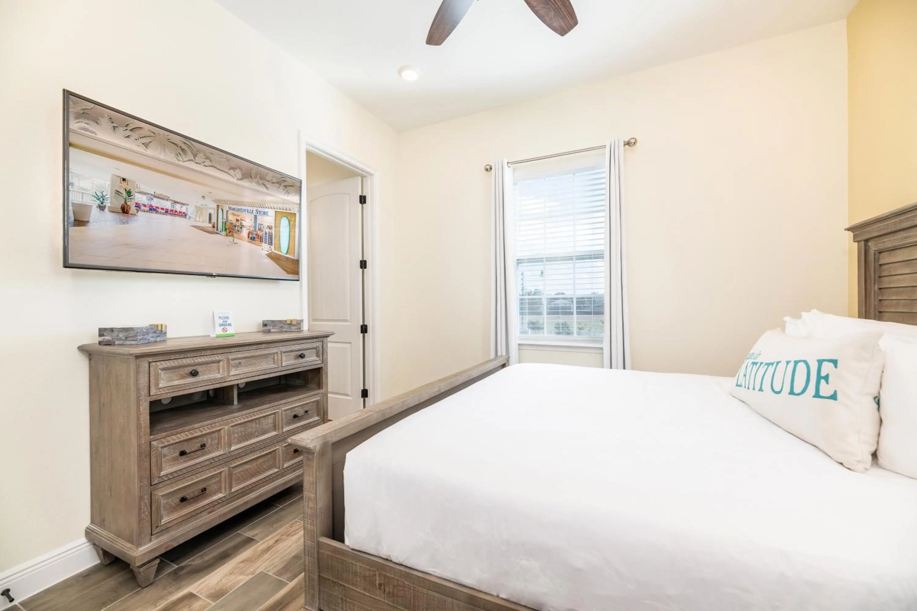 Bedroom, Bed in Margaritaville Cottages Orlando by Rentyl with H2O Waterpark