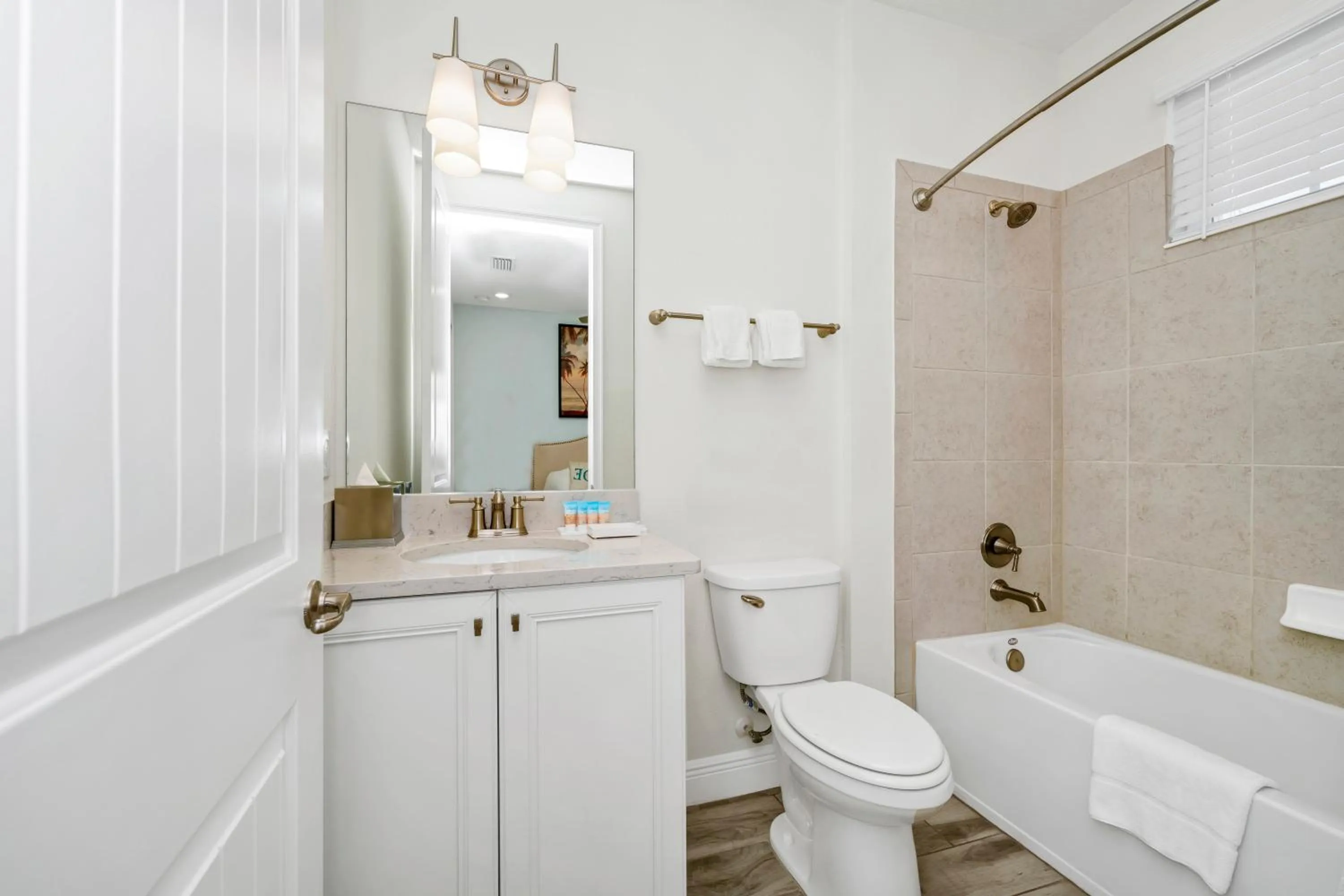 Shower in Margaritaville Cottages Orlando by Rentyl with H2O Waterpark