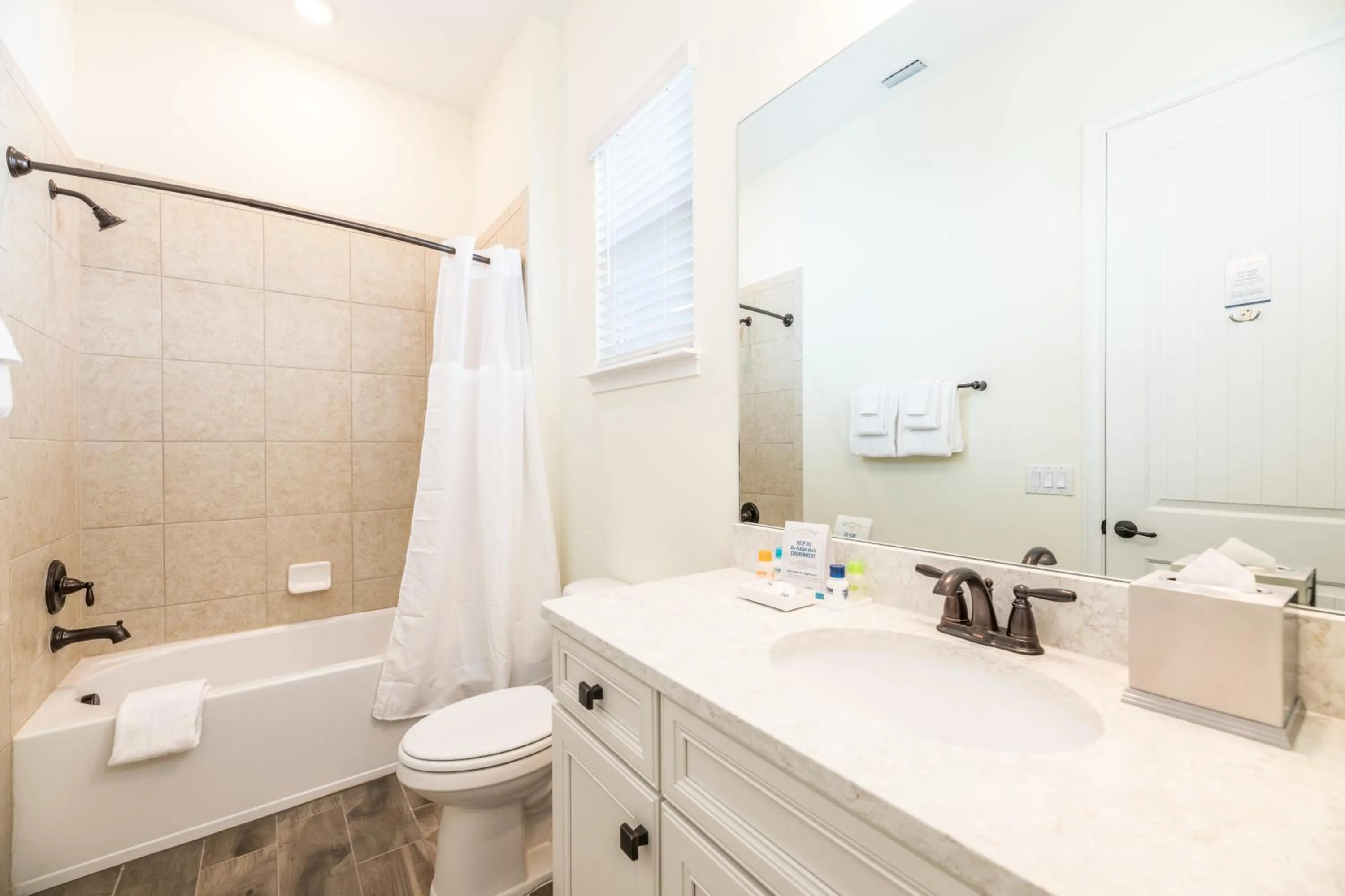 Bathroom in Margaritaville Cottages Orlando by Rentyl with H2O Waterpark