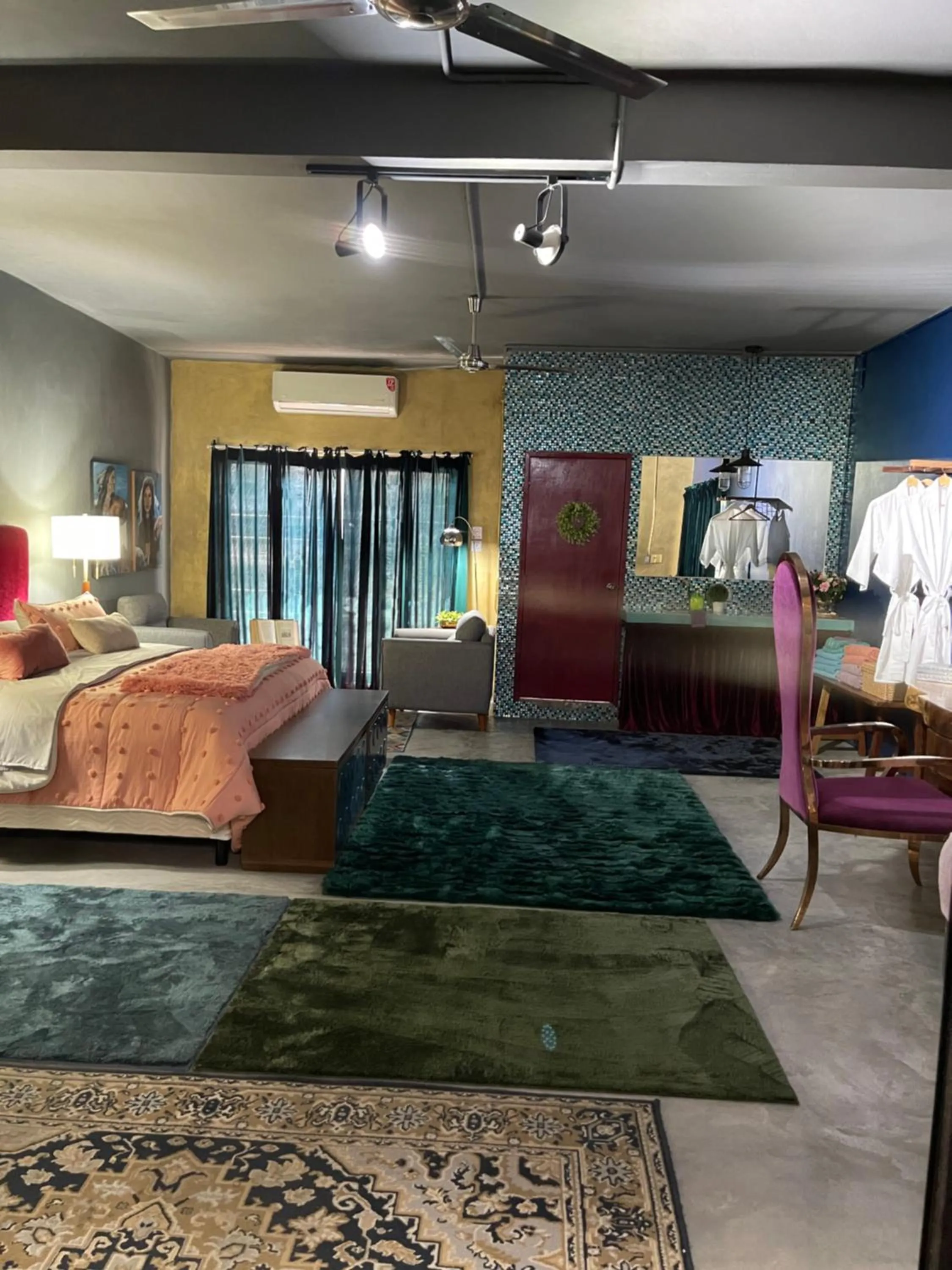 Photo of the whole room, Bed in Casa Conicarit