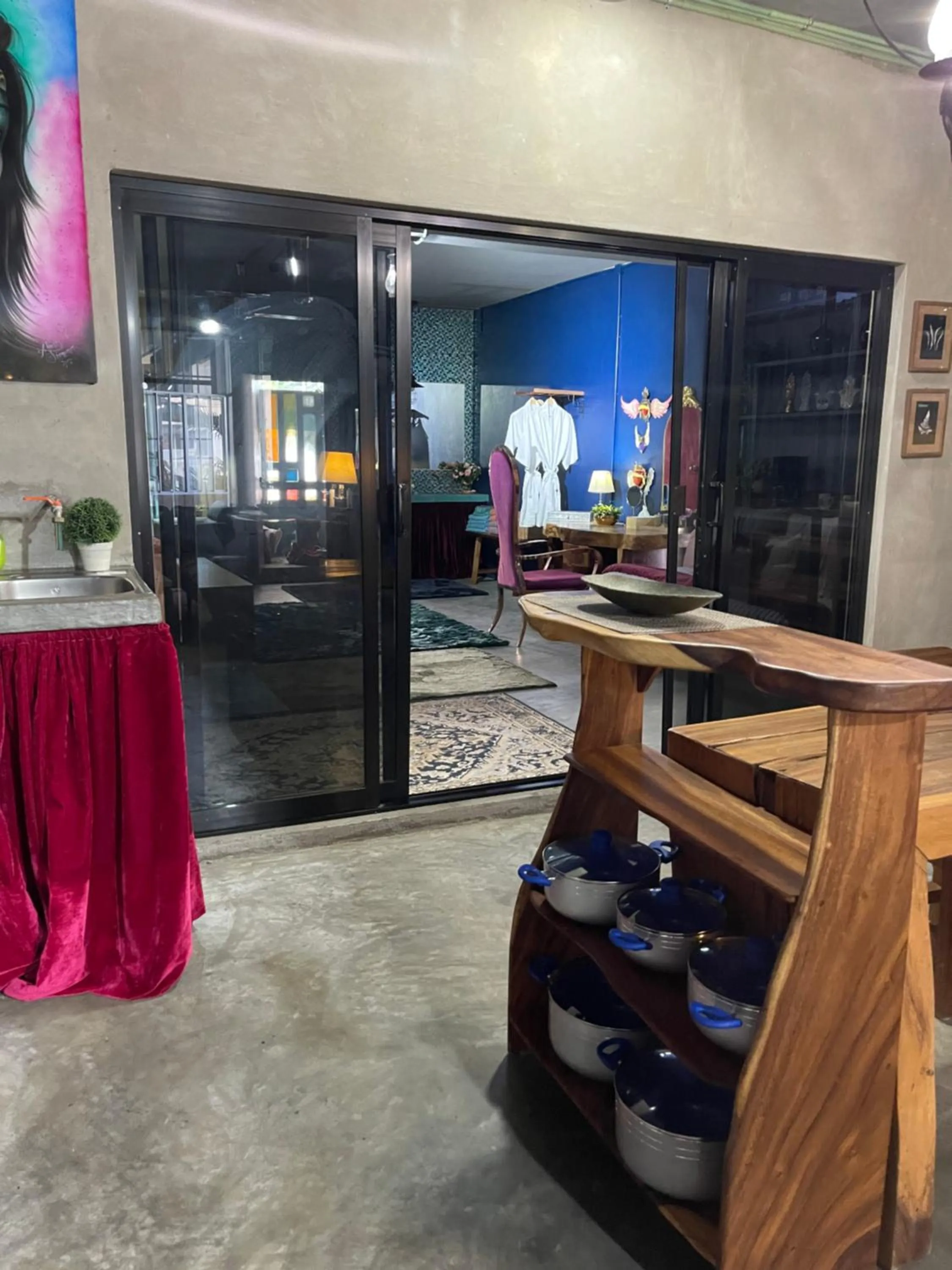 Dining area in Casa Conicarit