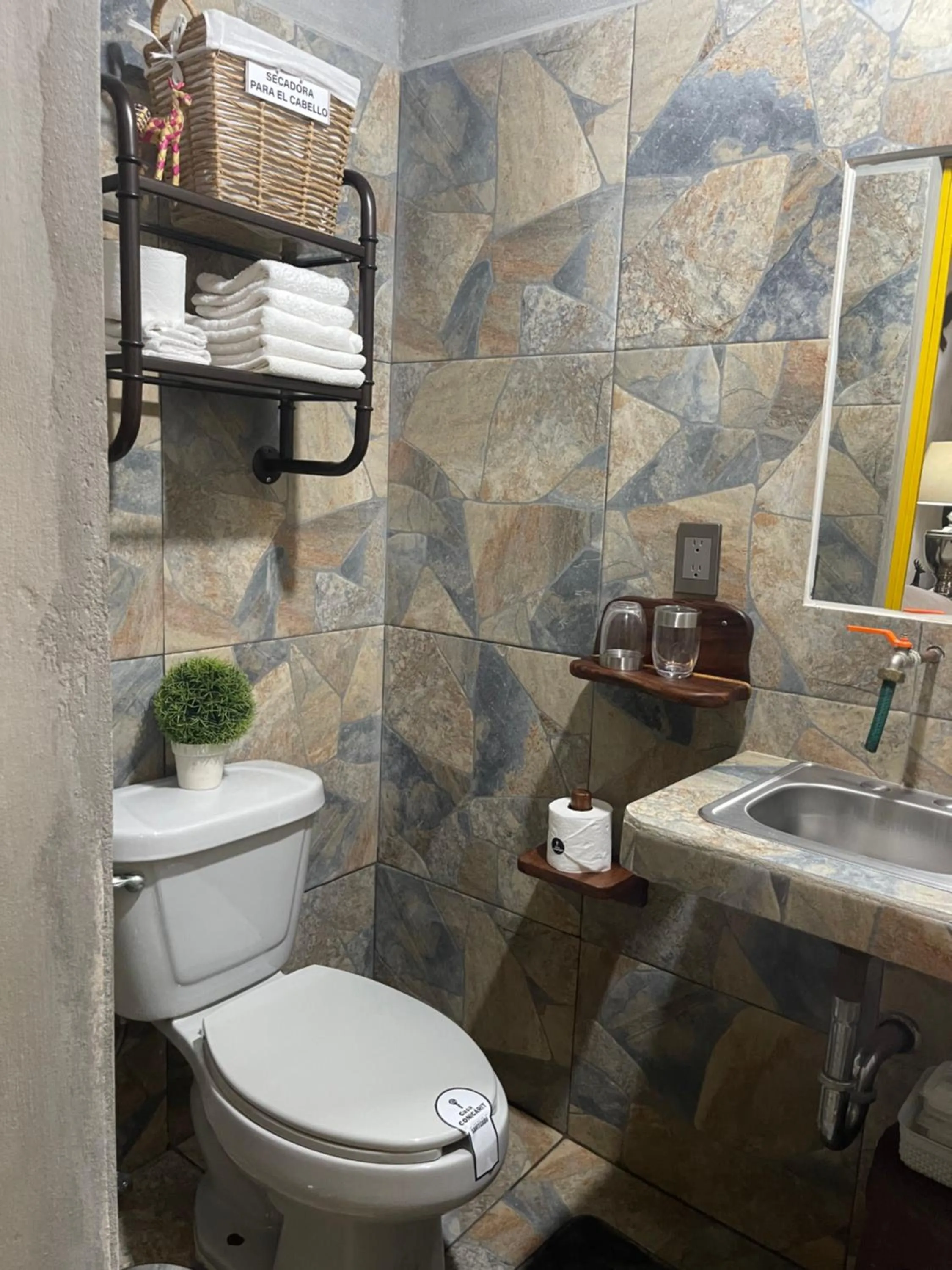 Bathroom in Casa Conicarit