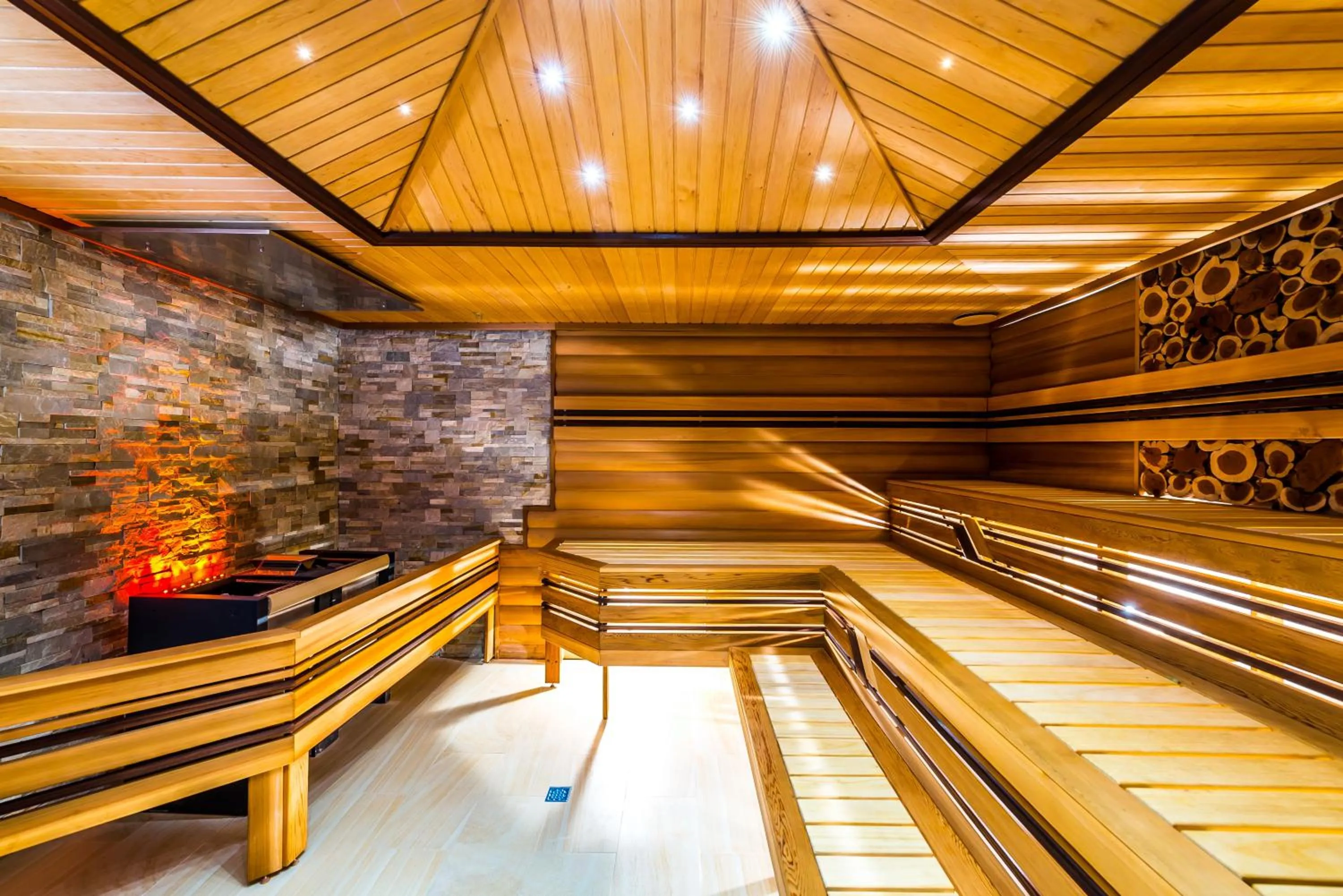 Spa and wellness centre/facilities in Jumbaktas Astana Hotel