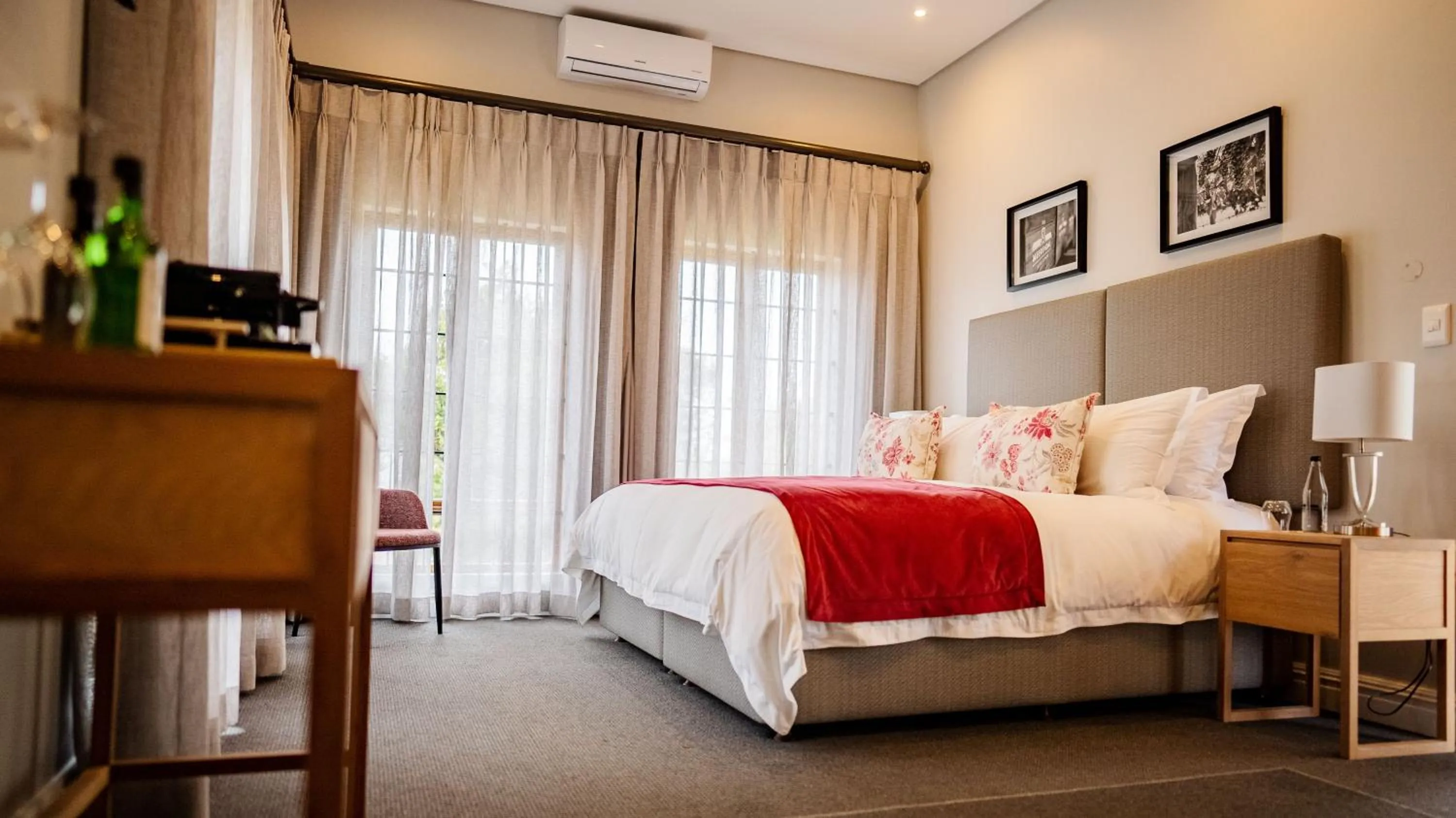 Photo of the whole room, Bed in Meerendal Boutique Hotel
