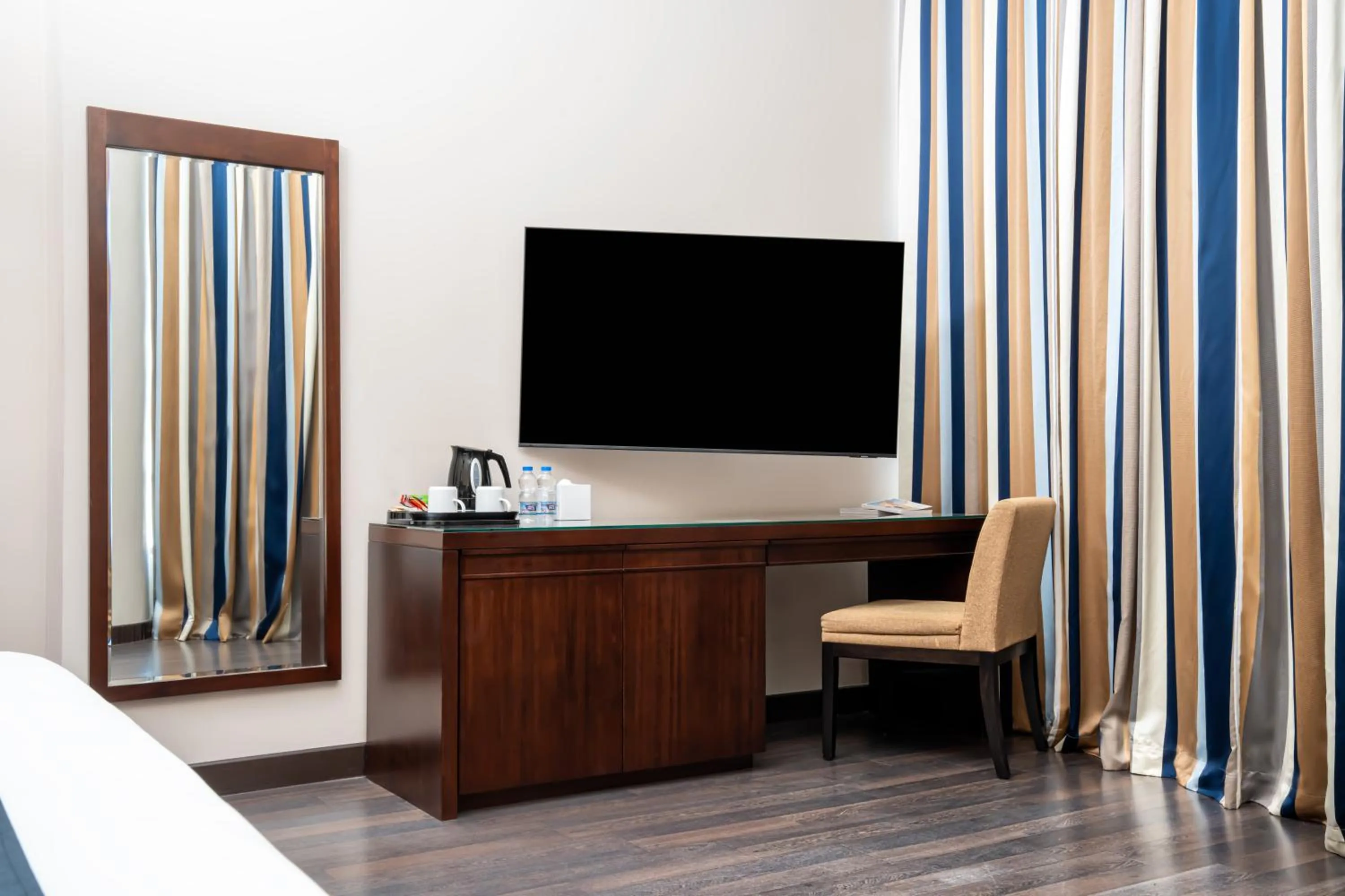 TV and multimedia in Millennium Central Doha