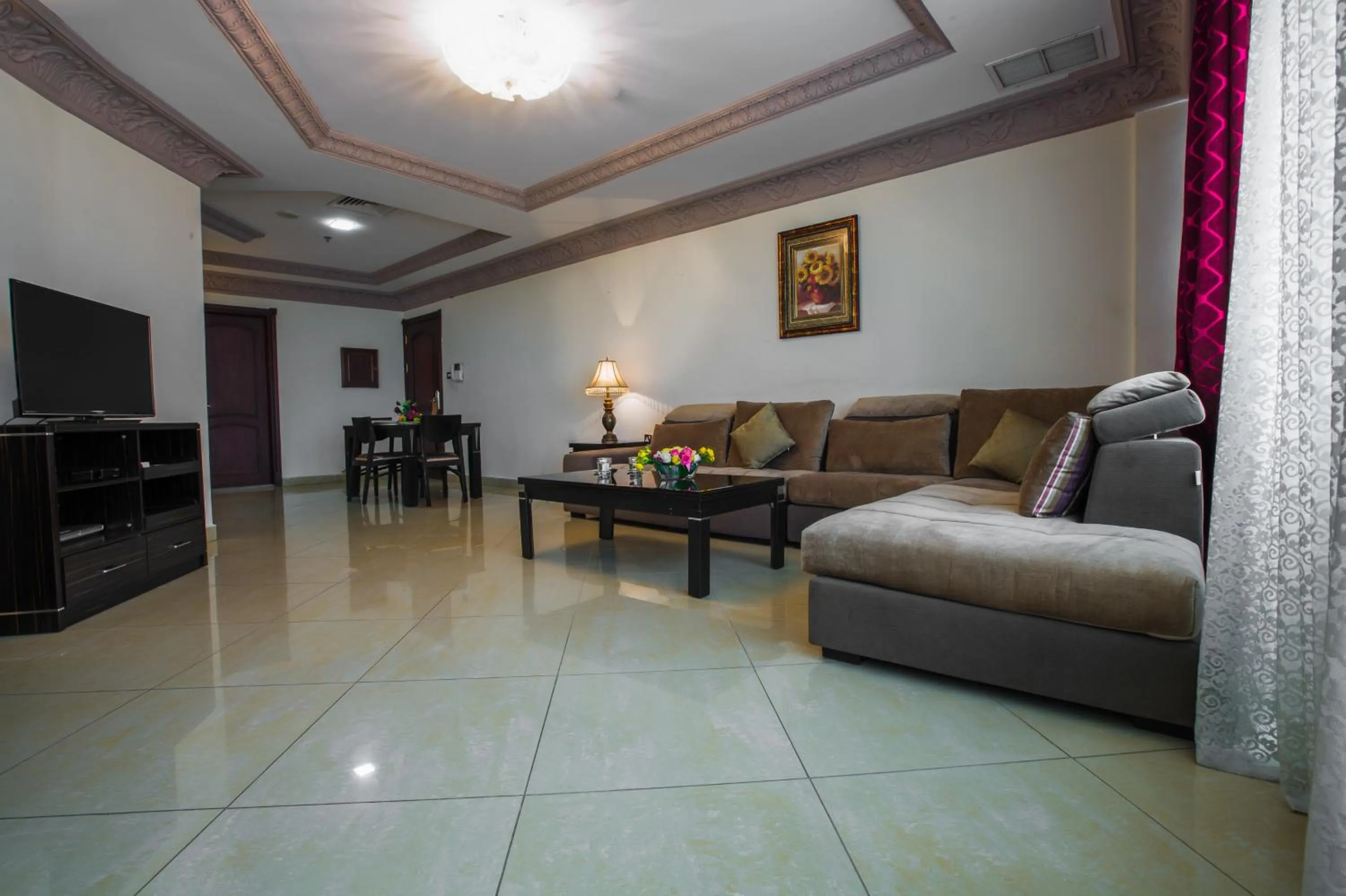 Royal Suite in Sara Plaza