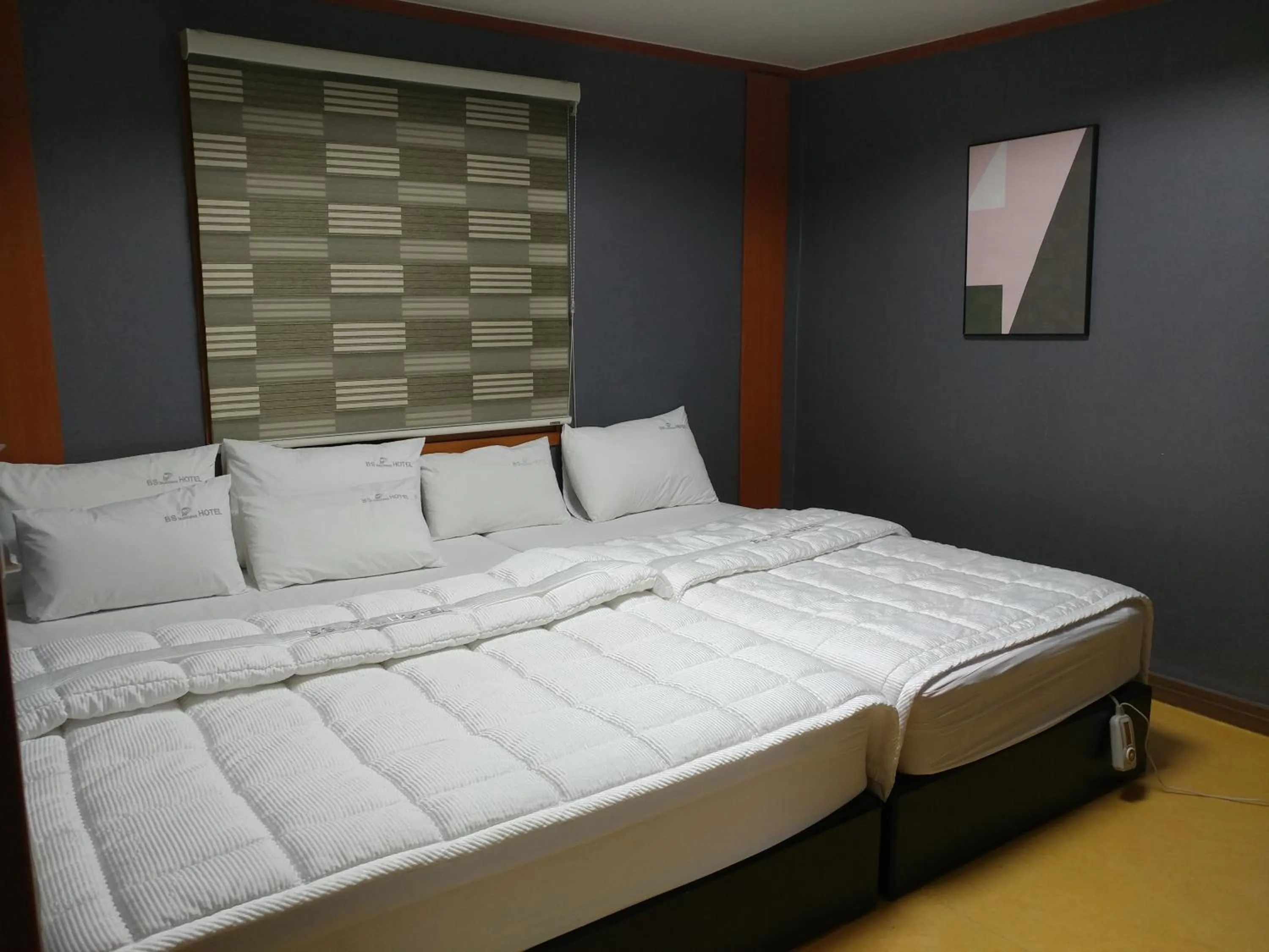 Bed in Business Hotel Busan Station