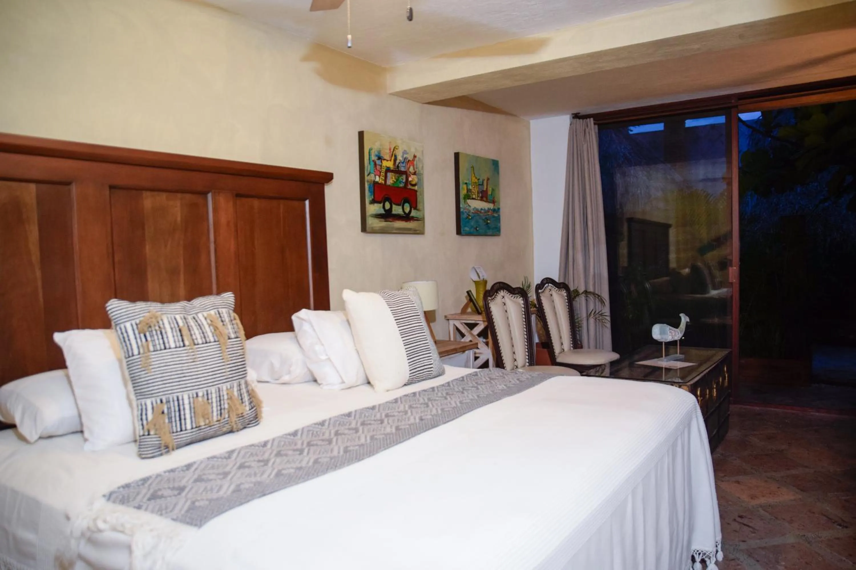 Photo of the whole room, Bed in Casa Miura Hotel Boutique