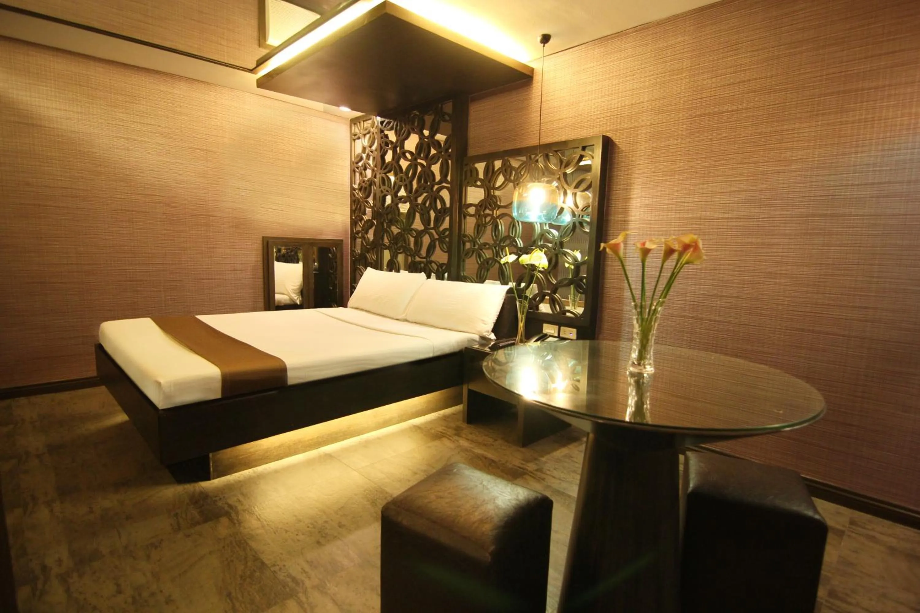 Bedroom, Bed in Hotel Ava Cuneta