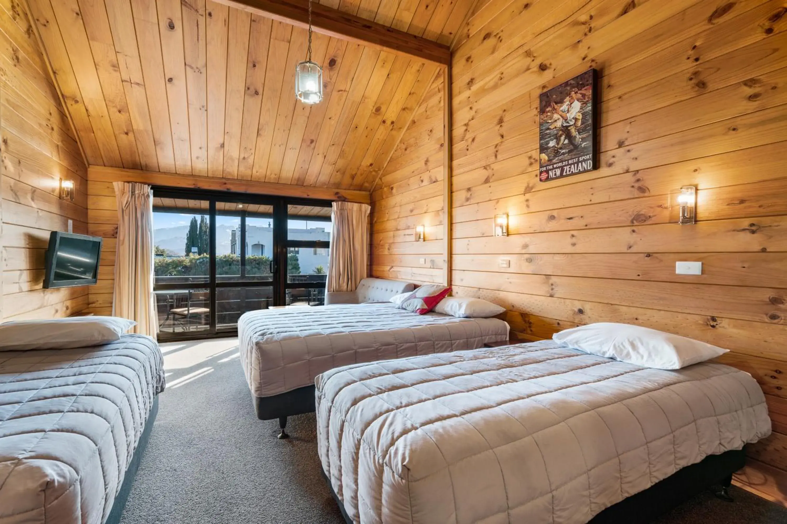 Family Studio in Aspiring Lodge Motel Family Studio in Aspiring Lodge Motel