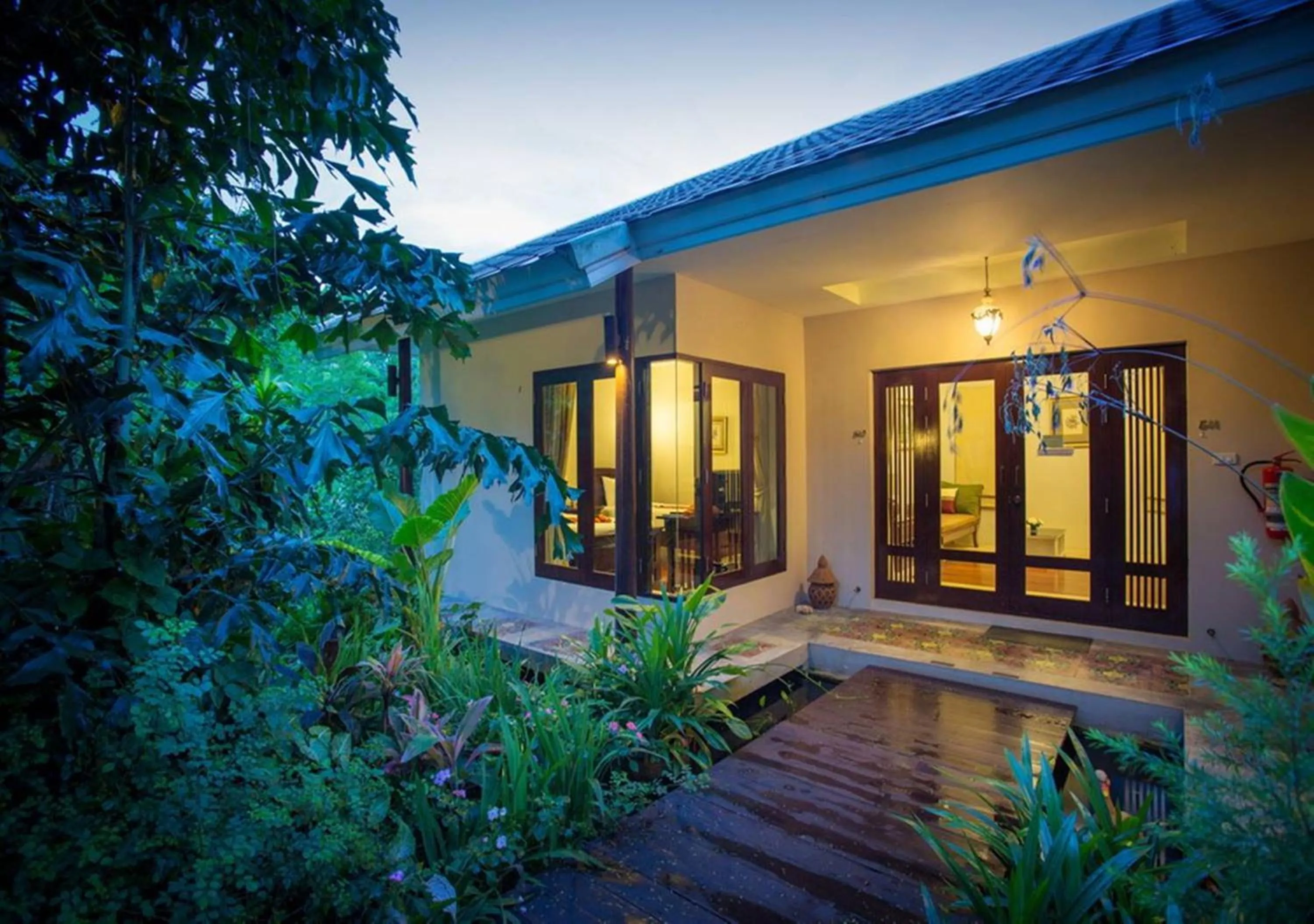 Property building in Phuwanalee Resort