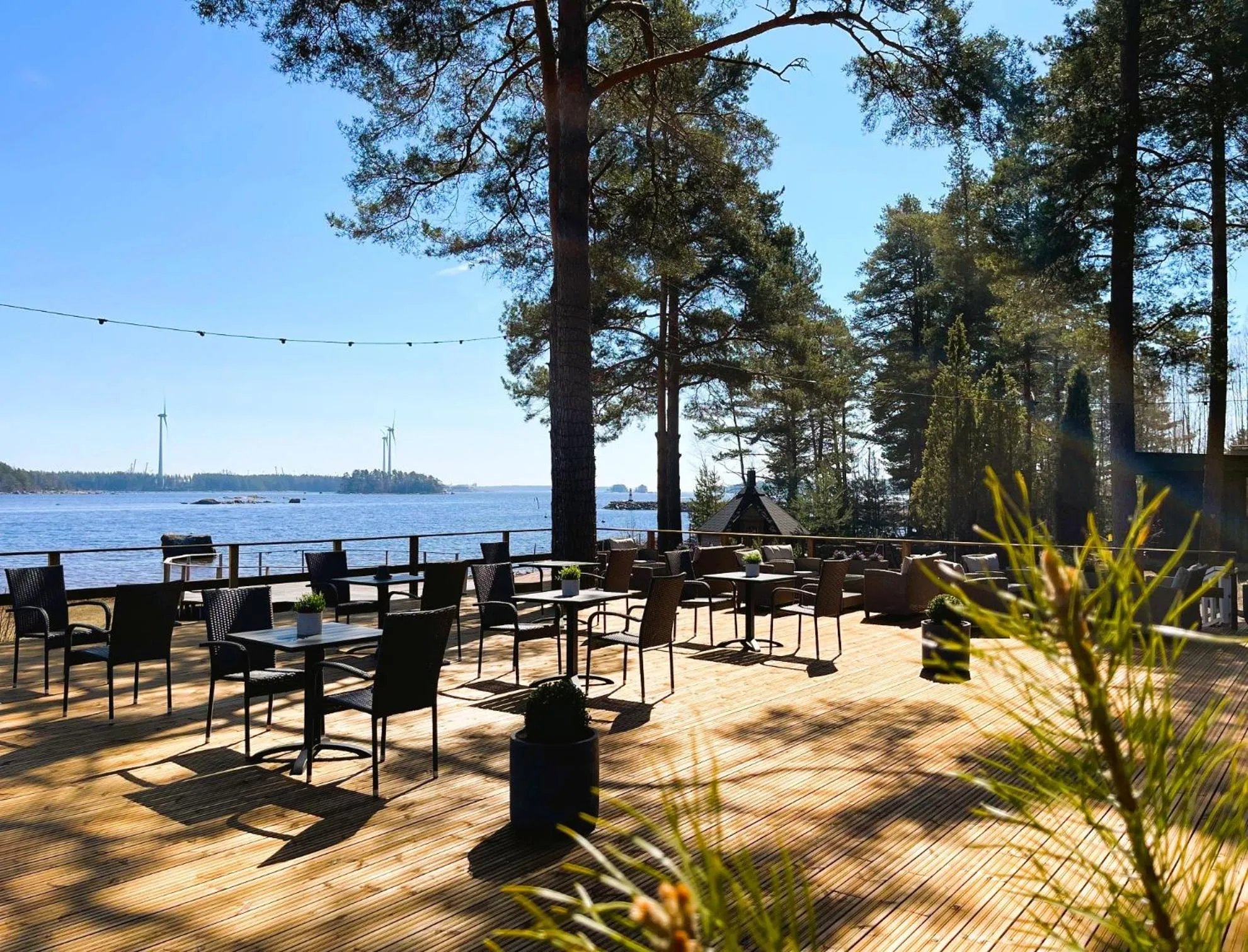 Restaurant/places to eat in Beach Hotel Santalahti