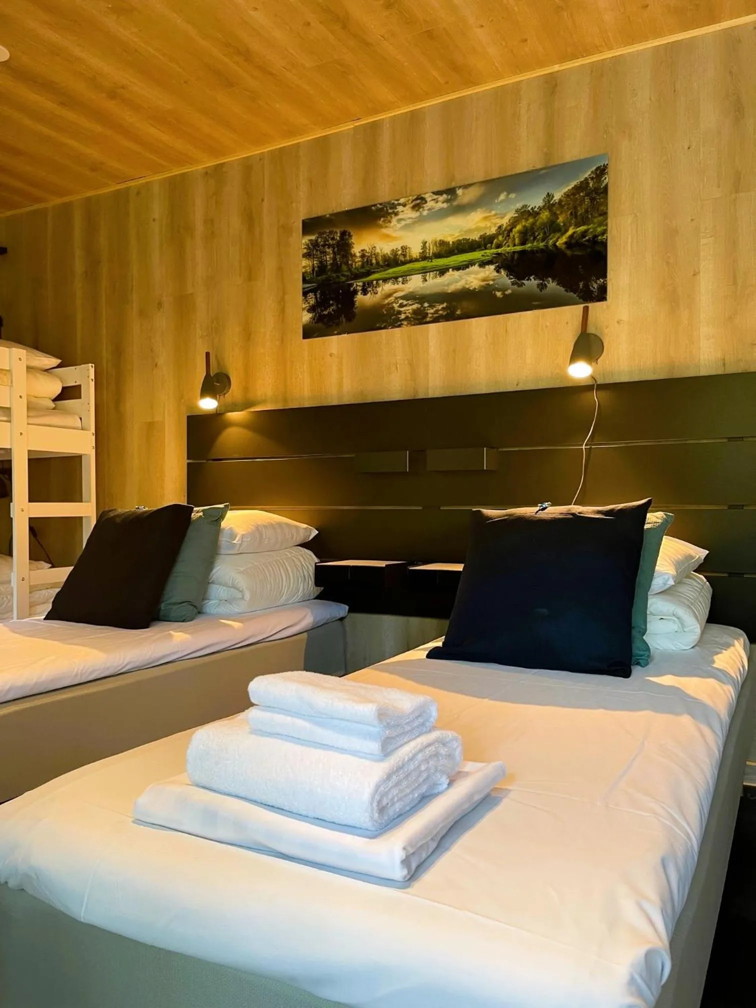 Bed in Beach Hotel Santalahti